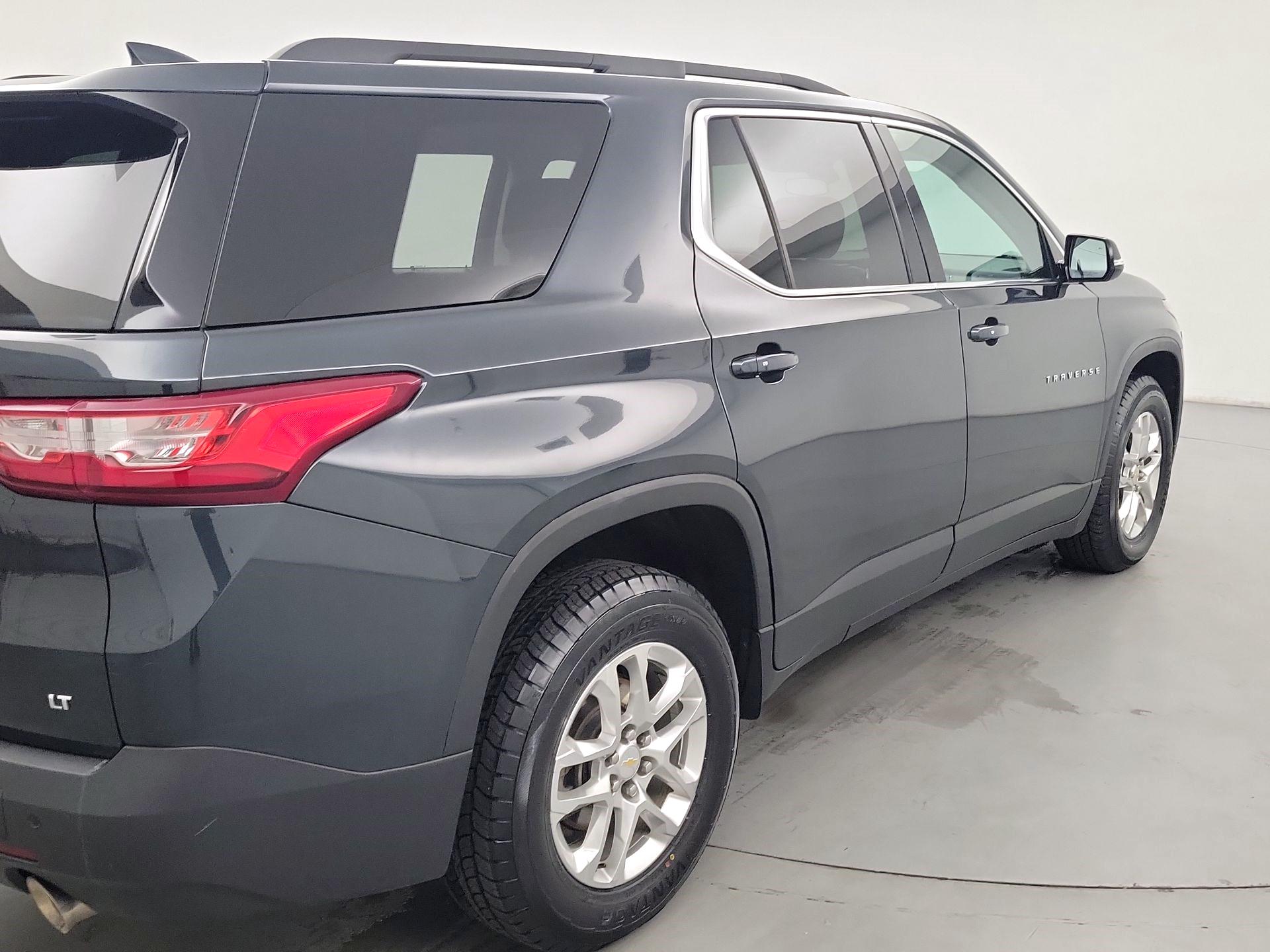 Thumbnail: 2020 Chevrolet Traverse - 5