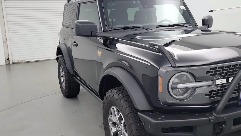 2022 Ford Bronco Badlands Hero Image