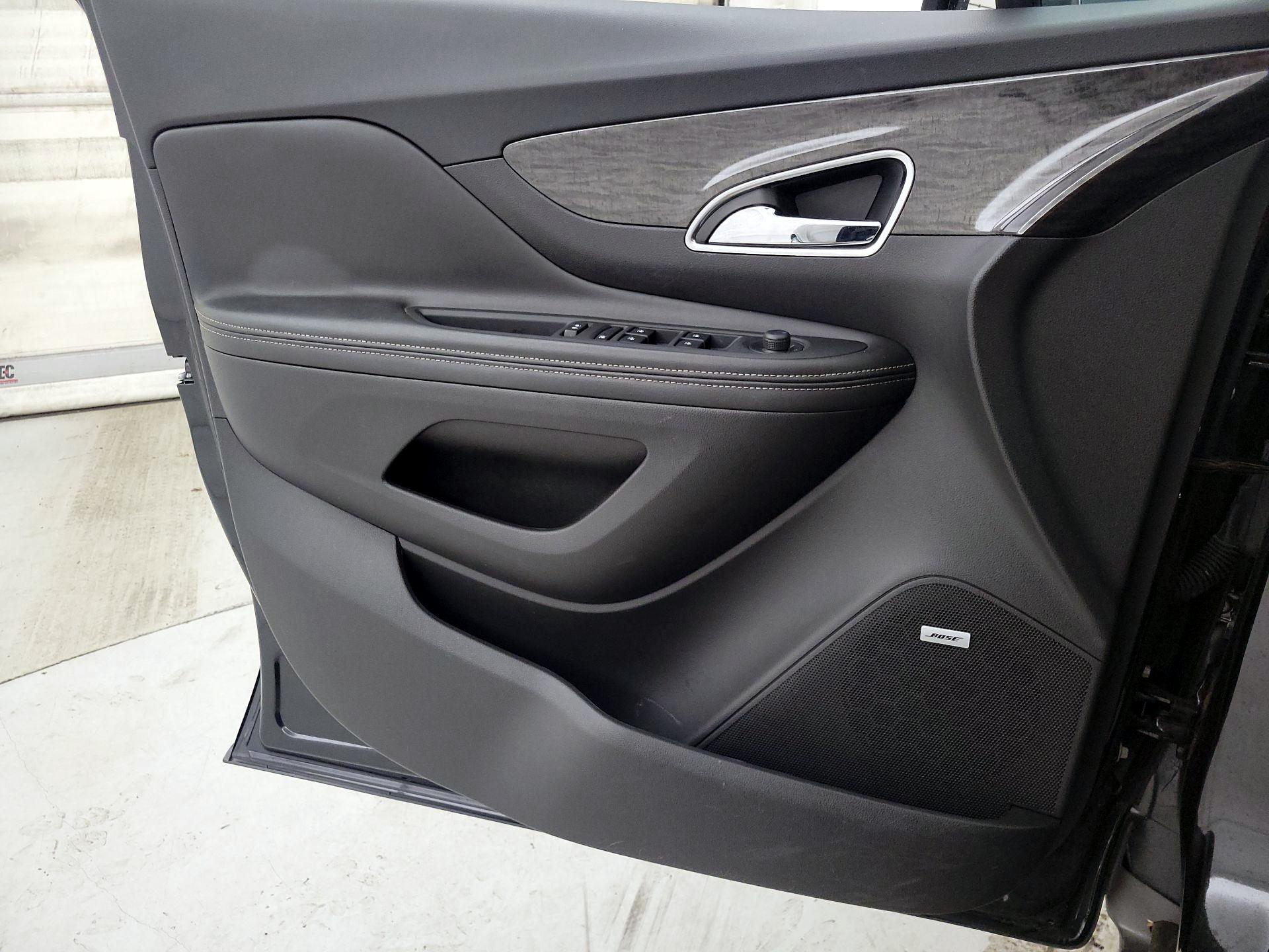 Thumbnail: 2014 Buick Encore - 12