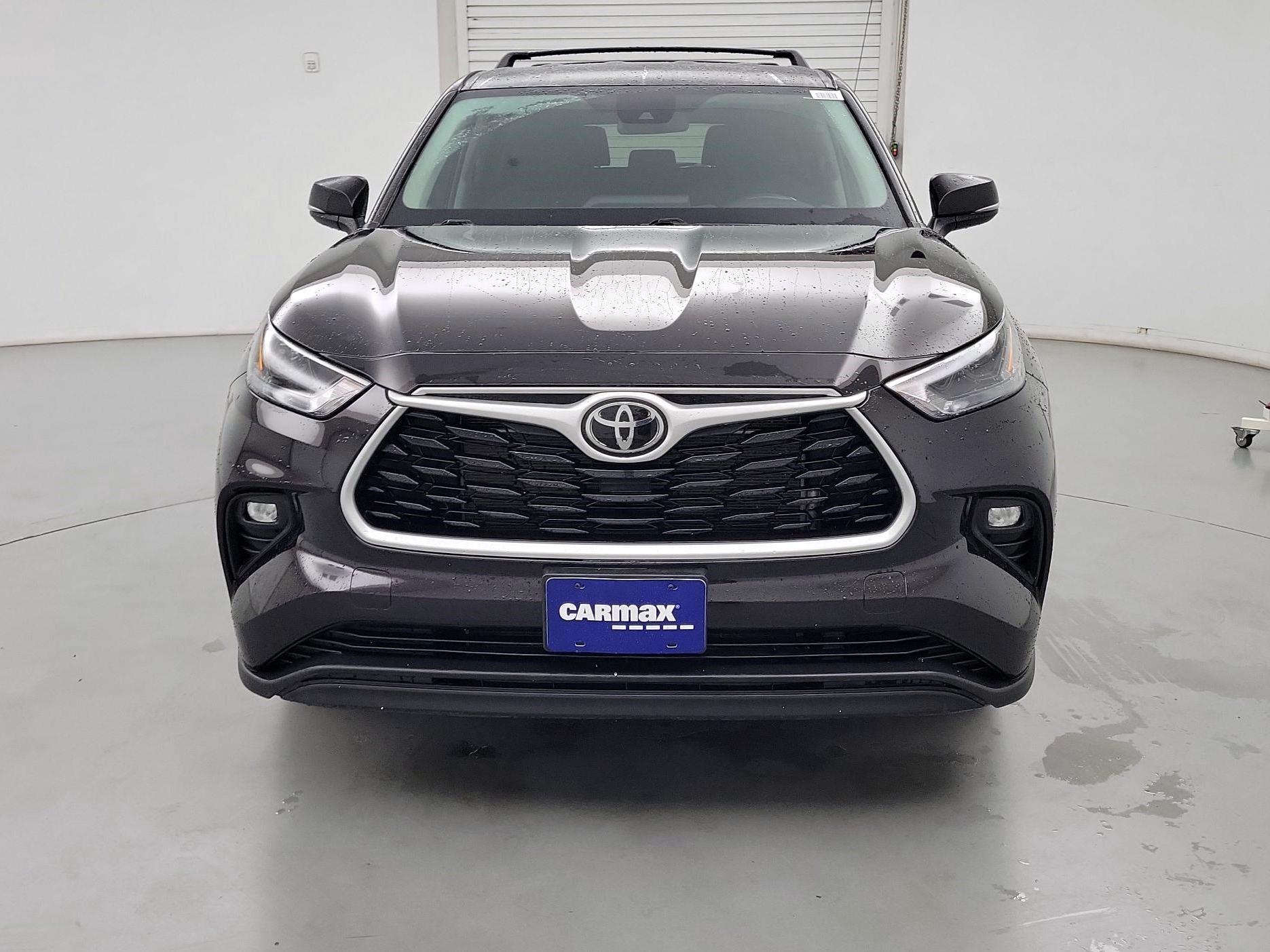 Thumbnail: 2022 Toyota Highlander - 2