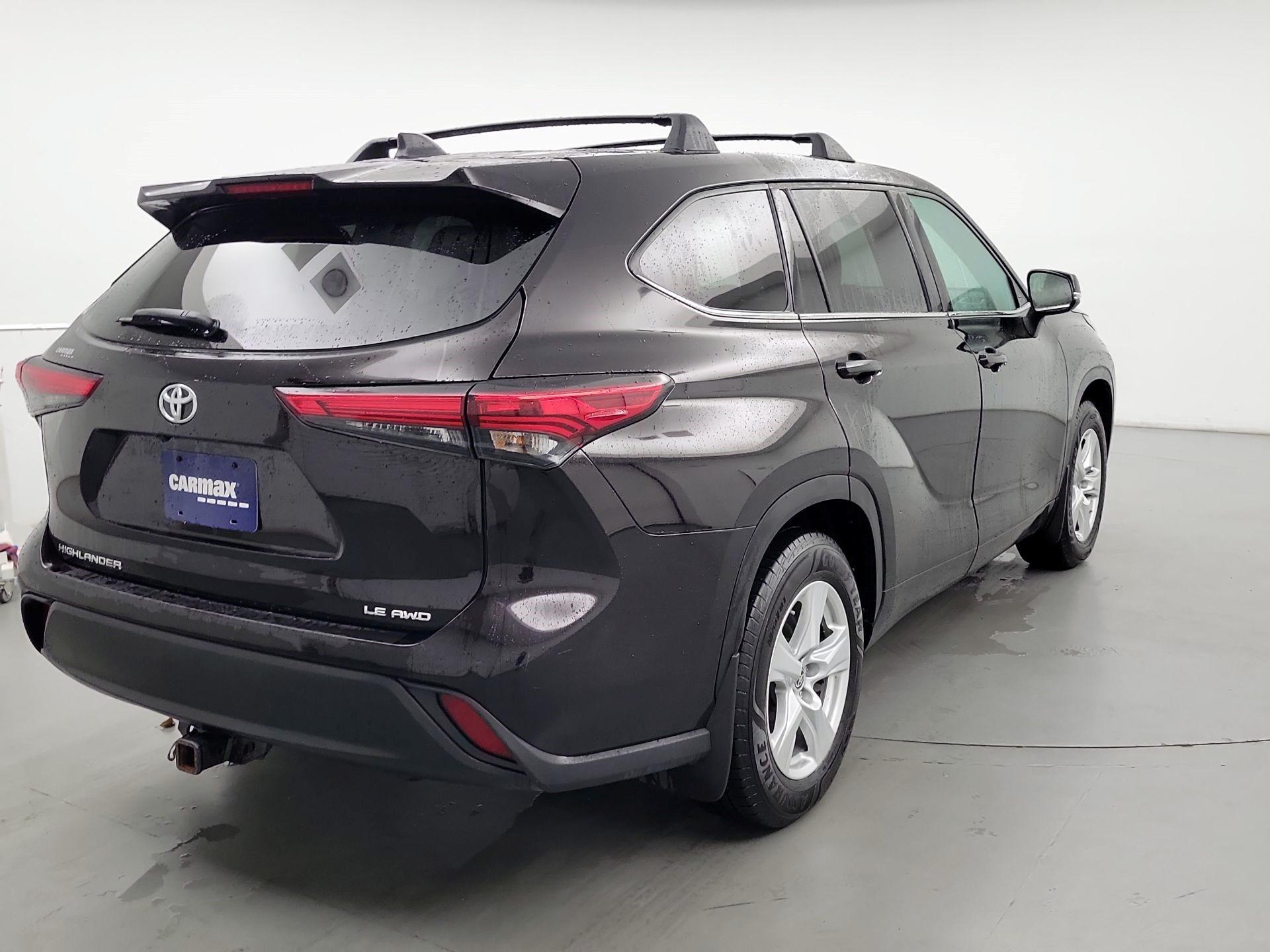 Thumbnail: 2022 Toyota Highlander - 5