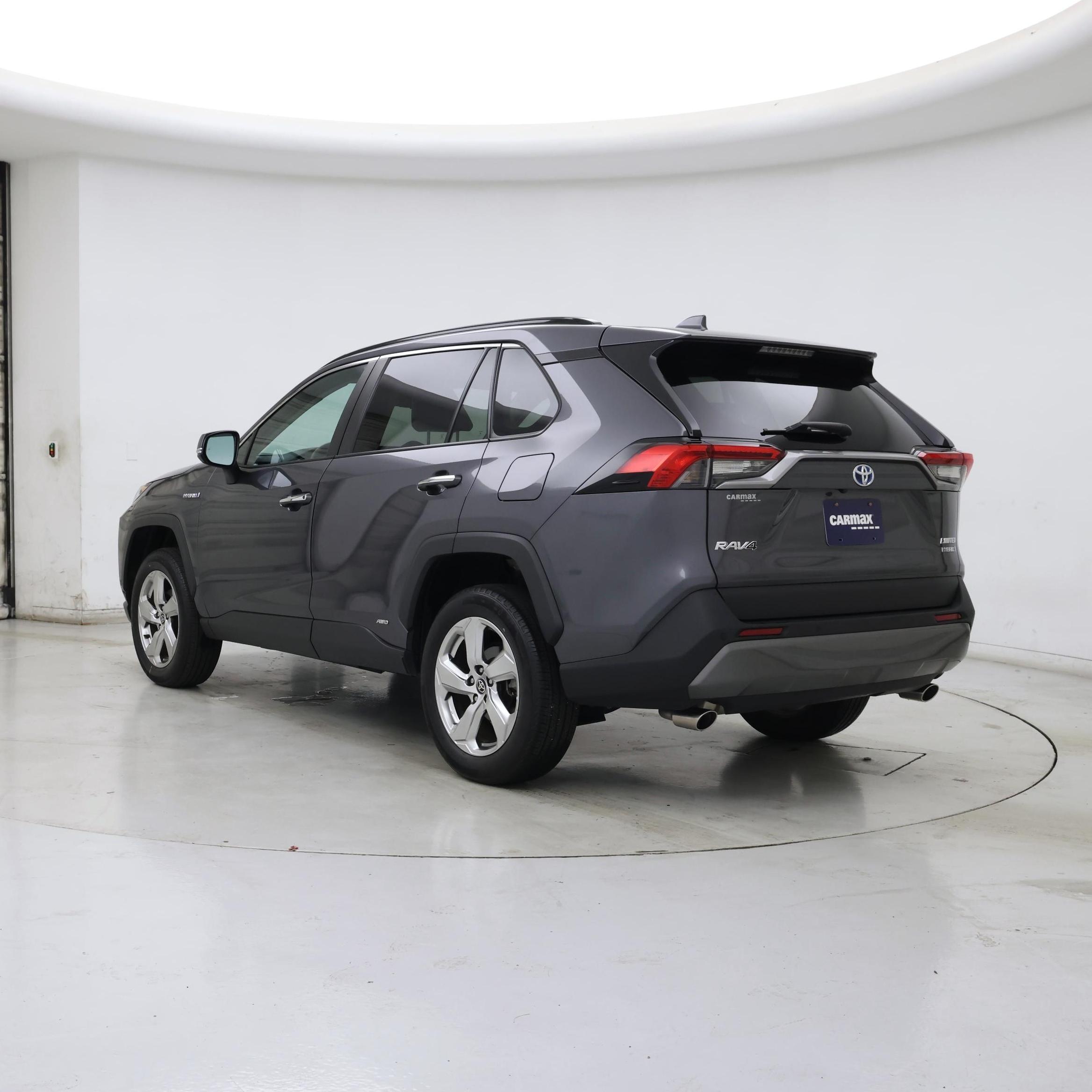 Thumbnail: 2021 Toyota RAV4 - 2