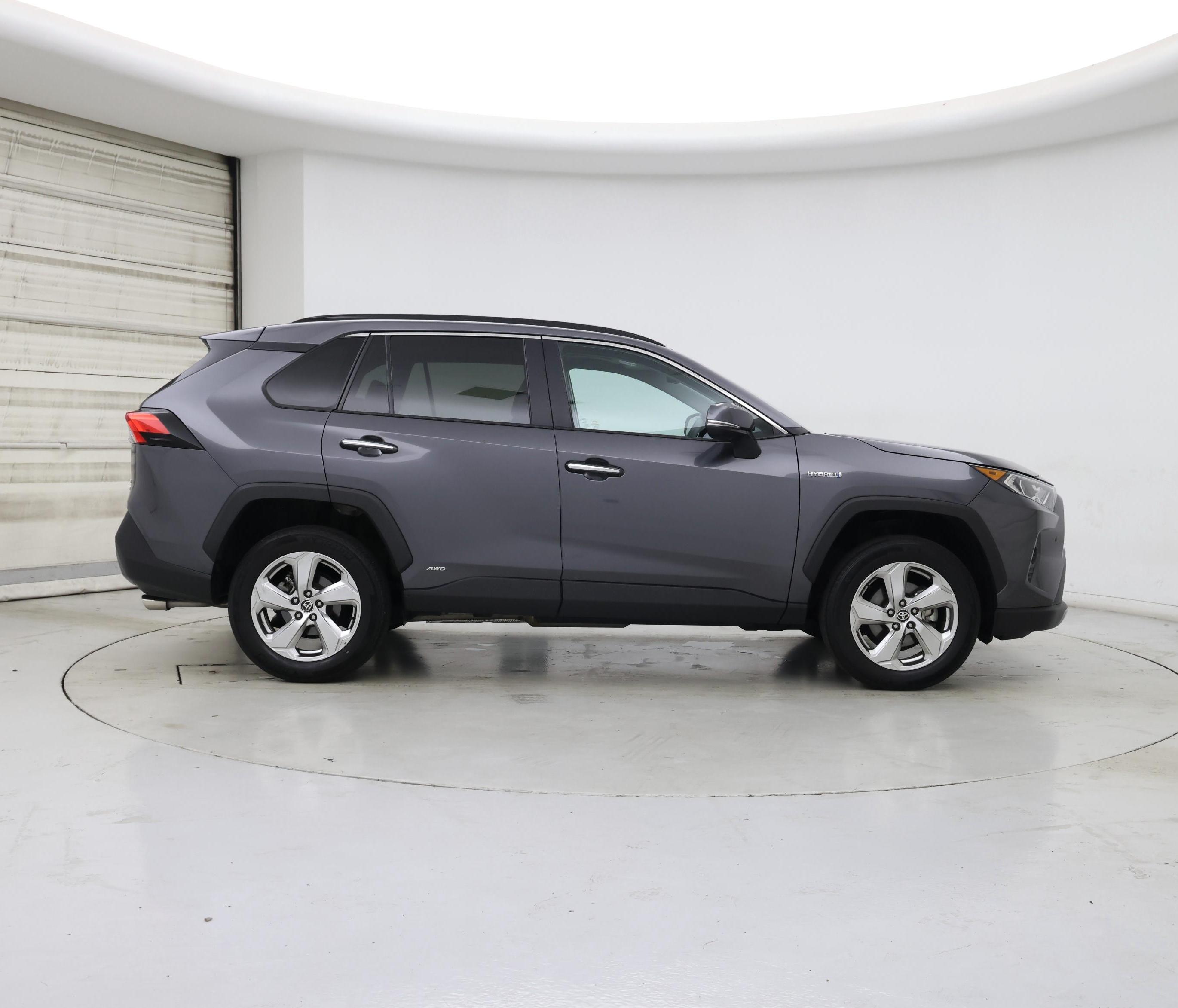 Thumbnail: 2021 Toyota RAV4 - 7