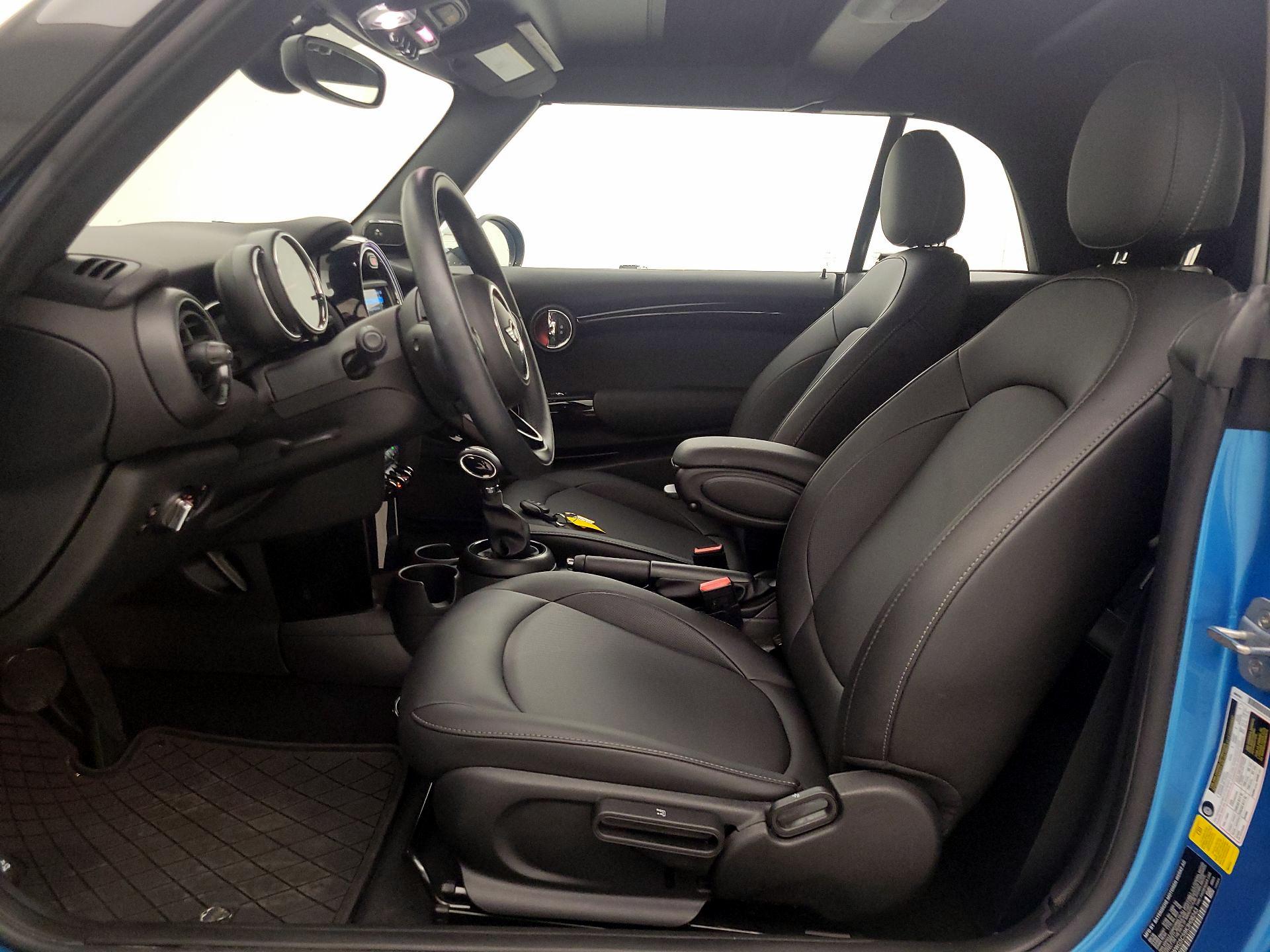 Thumbnail: 2019 MINI Cooper - 11