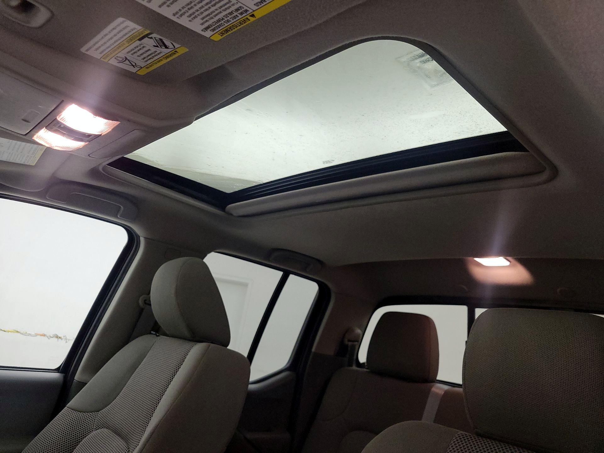 Thumbnail: 2019 Nissan Frontier - 19