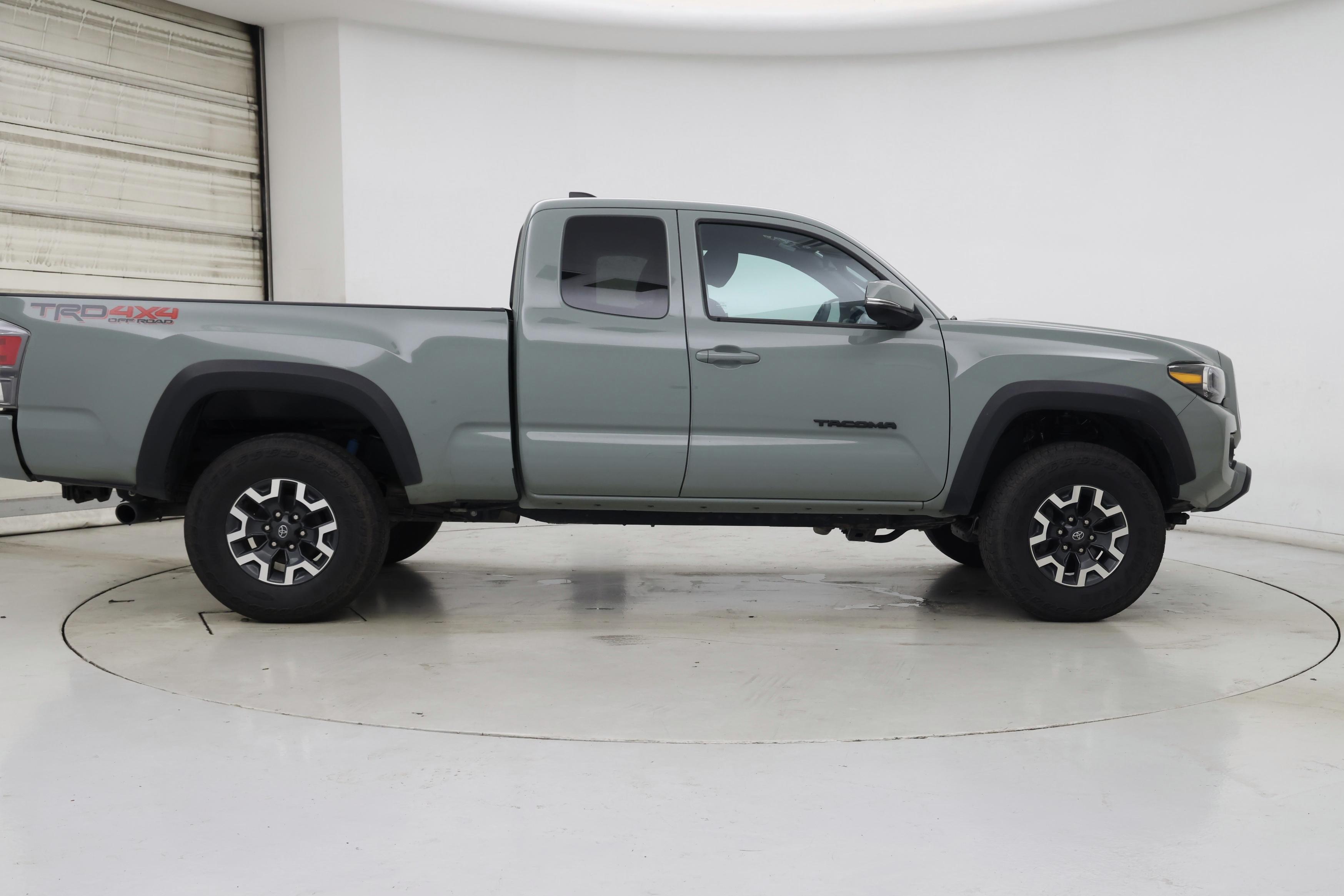 Thumbnail: 2023 Toyota Tacoma - 7