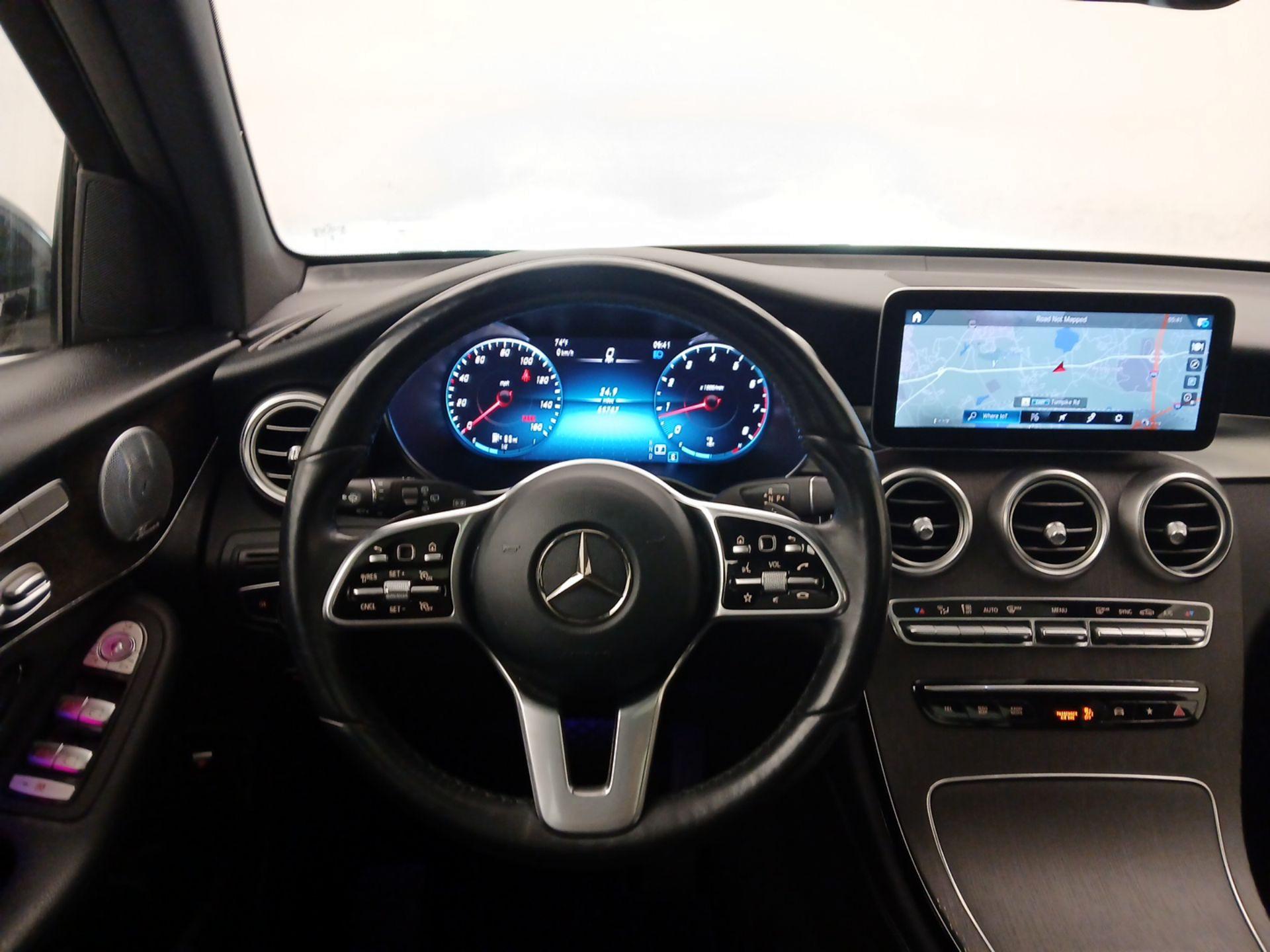 Thumbnail: 2020 Mercedes-Benz GLC - 10