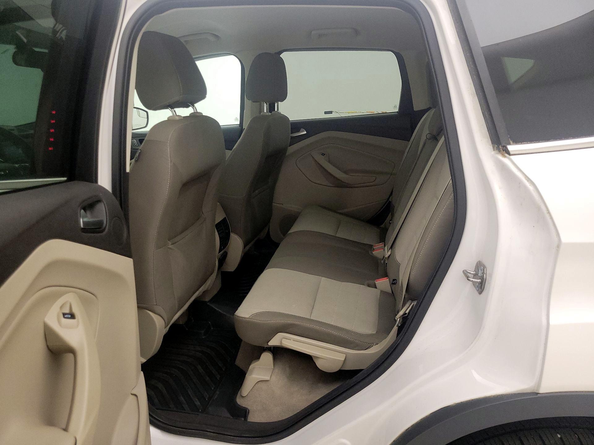 Thumbnail: 2015 Ford Escape - 19