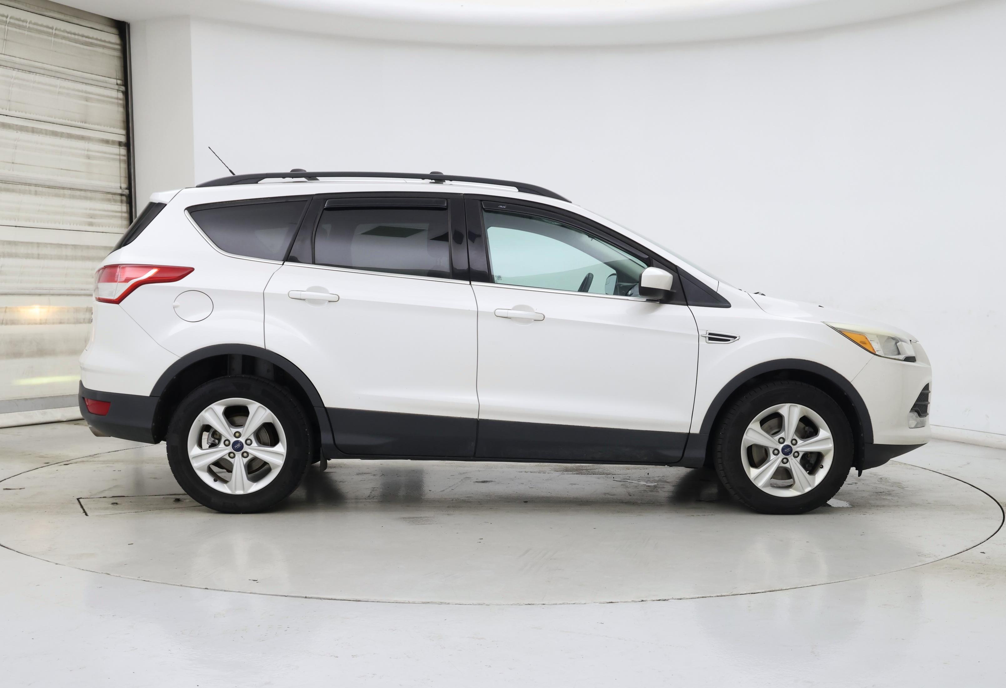 Thumbnail: 2015 Ford Escape - 7
