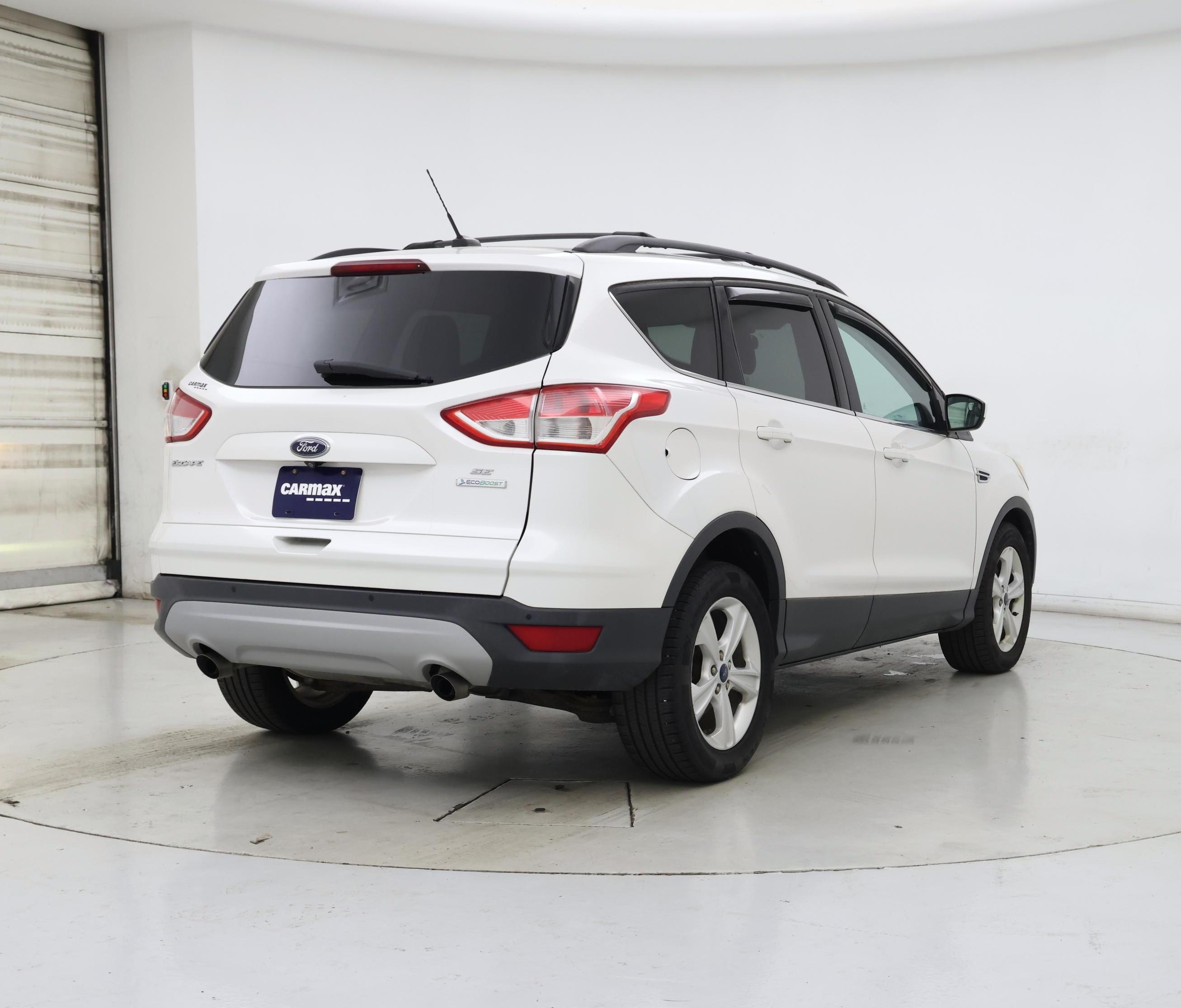 Thumbnail: 2015 Ford Escape - 8