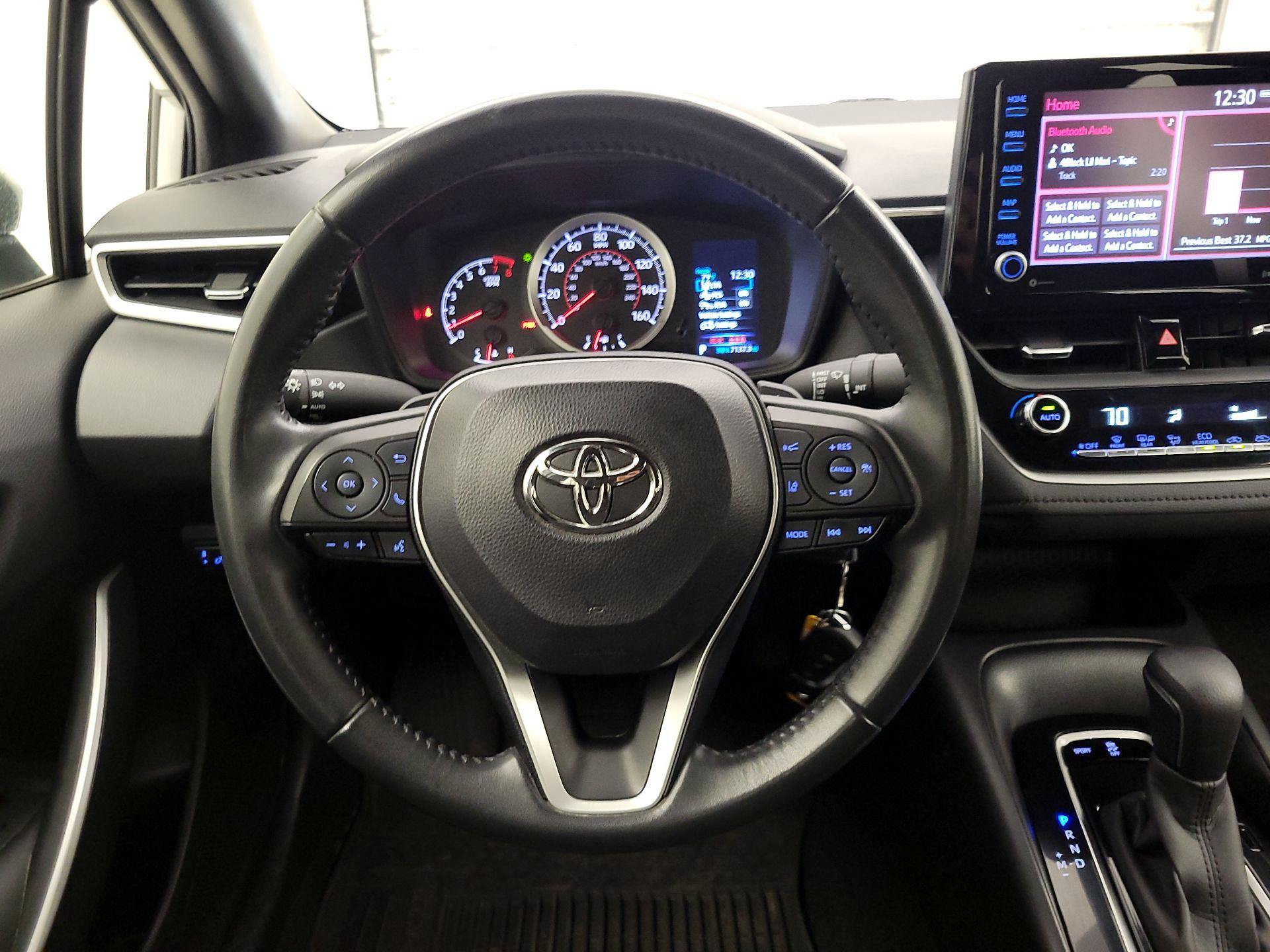 Thumbnail: 2022 Toyota Corolla - 10