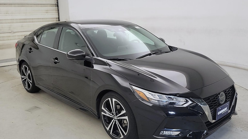 2020 Nissan Sentra SR Hero Image