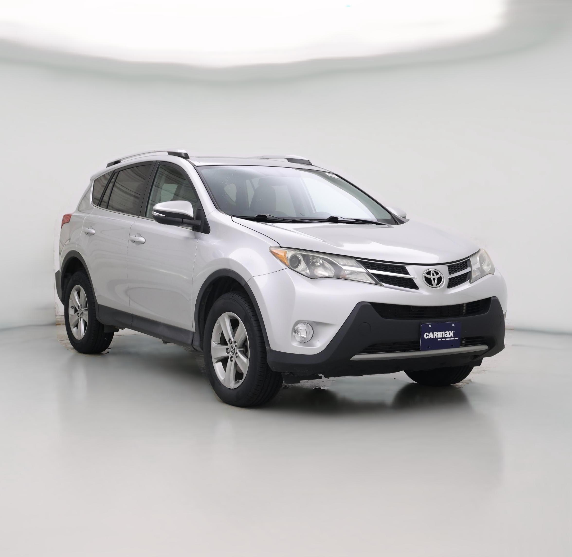 Thumbnail: 2015 Toyota RAV4 - 1