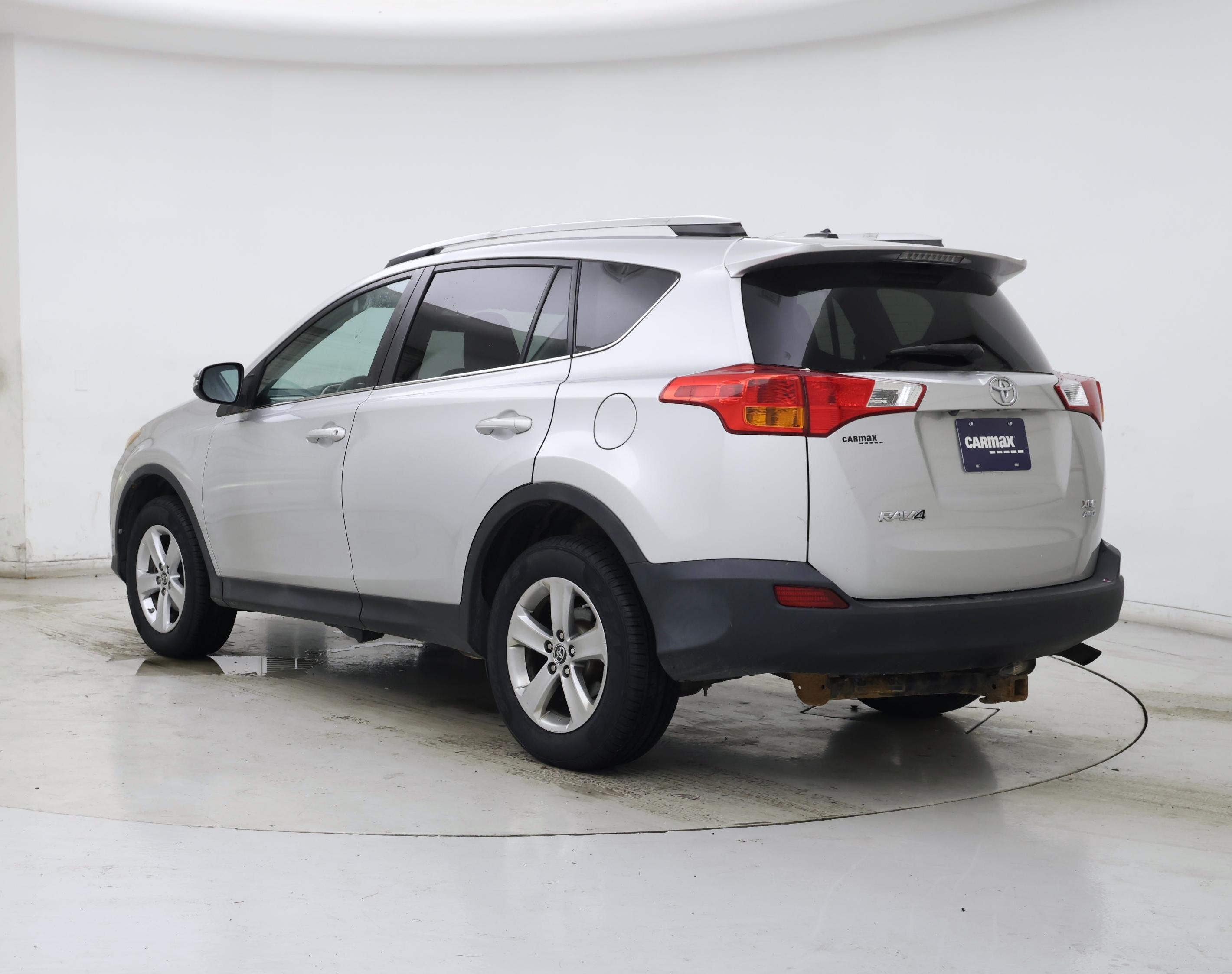 Thumbnail: 2015 Toyota RAV4 - 2
