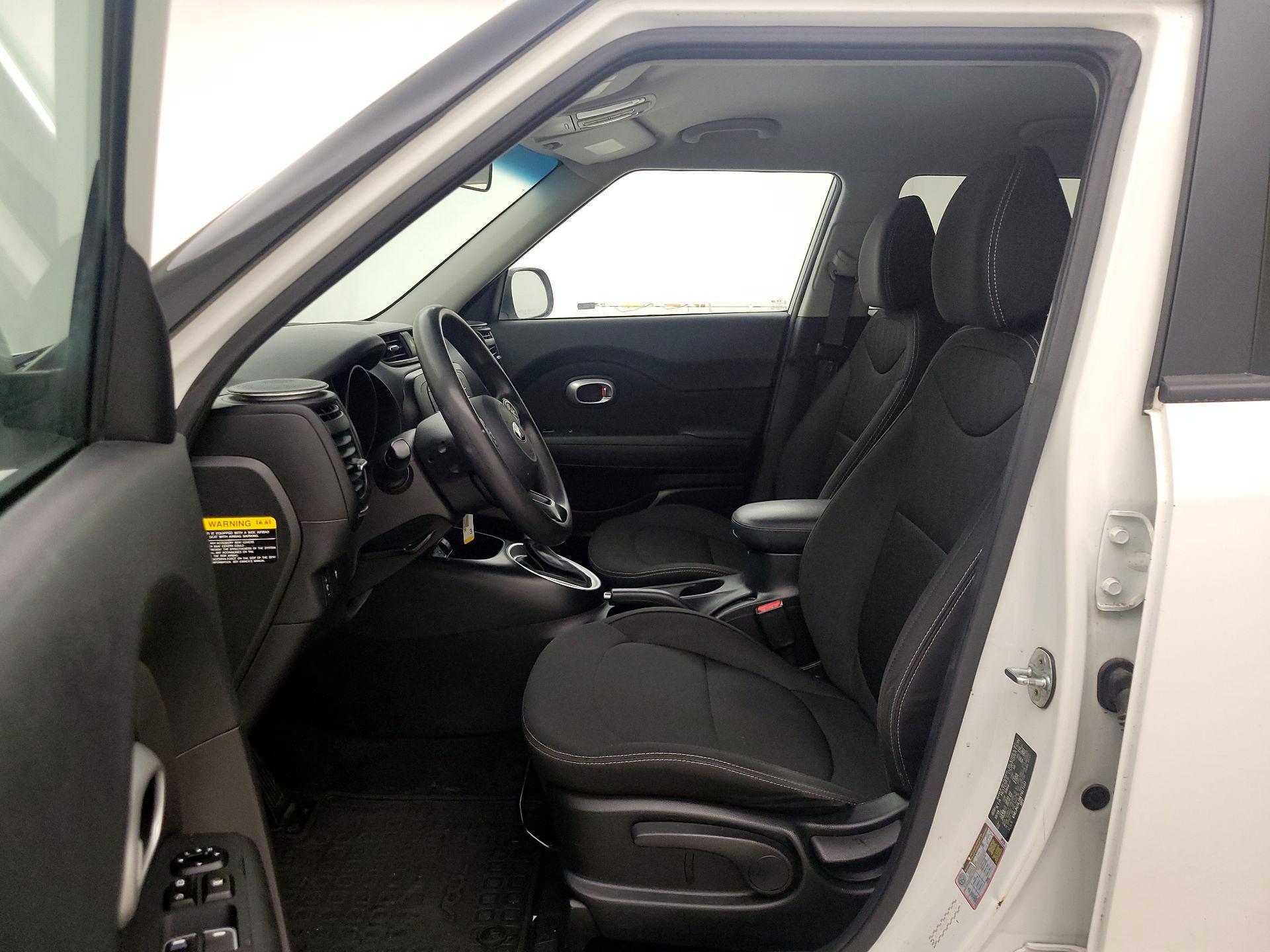 Thumbnail: 2019 Kia Soul - 11