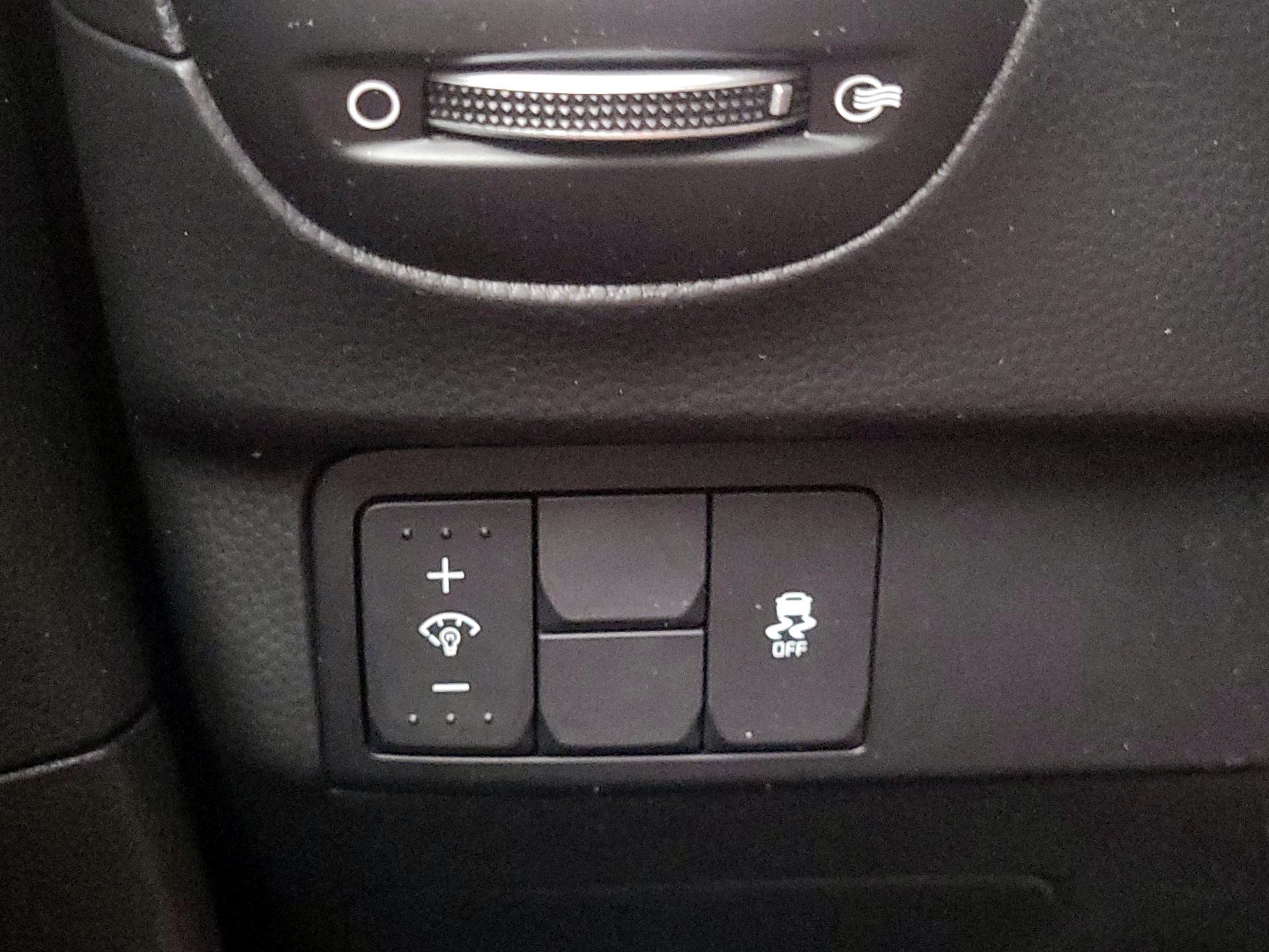 Thumbnail: 2019 Kia Soul - 13