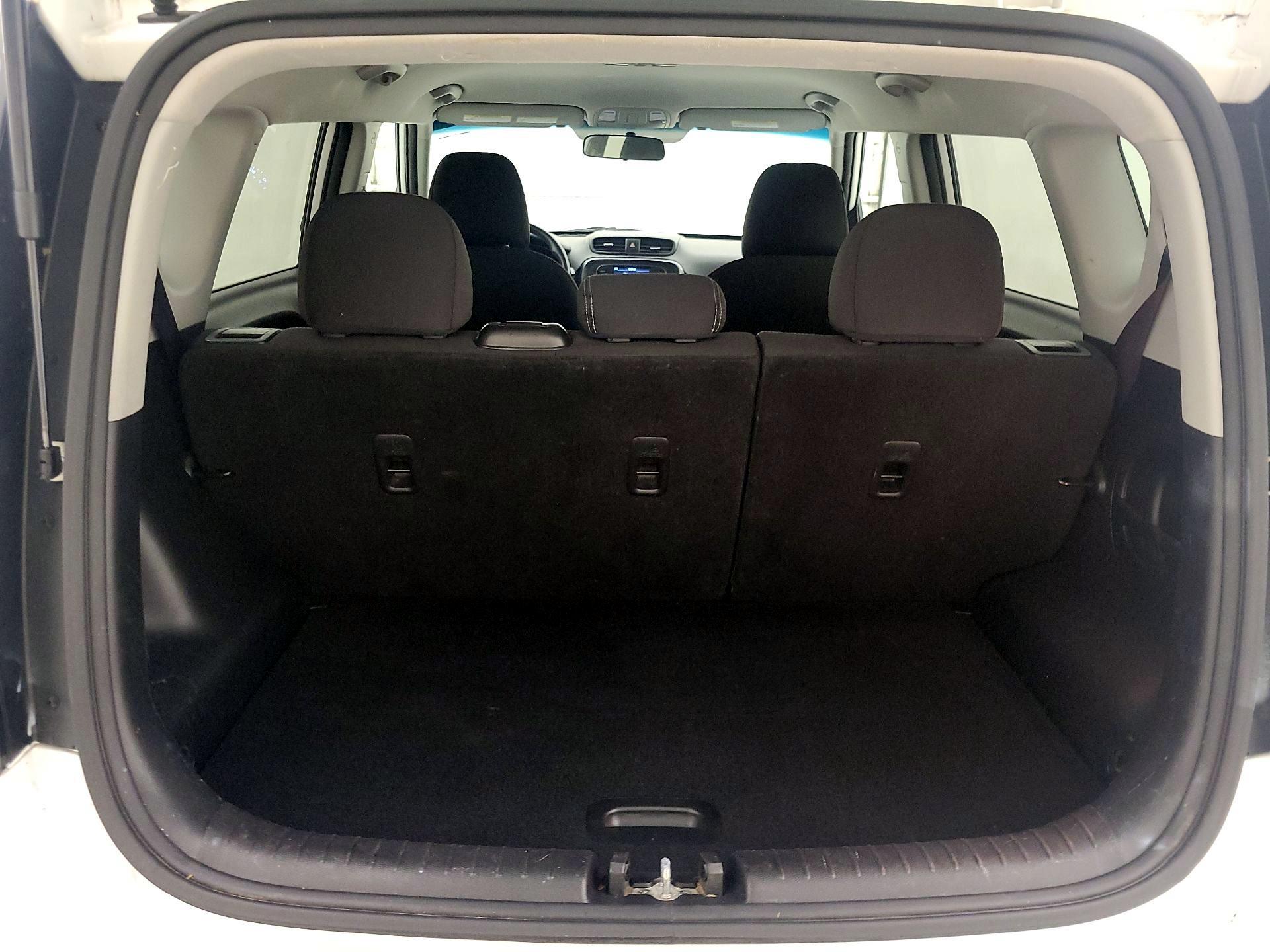Thumbnail: 2019 Kia Soul - 20
