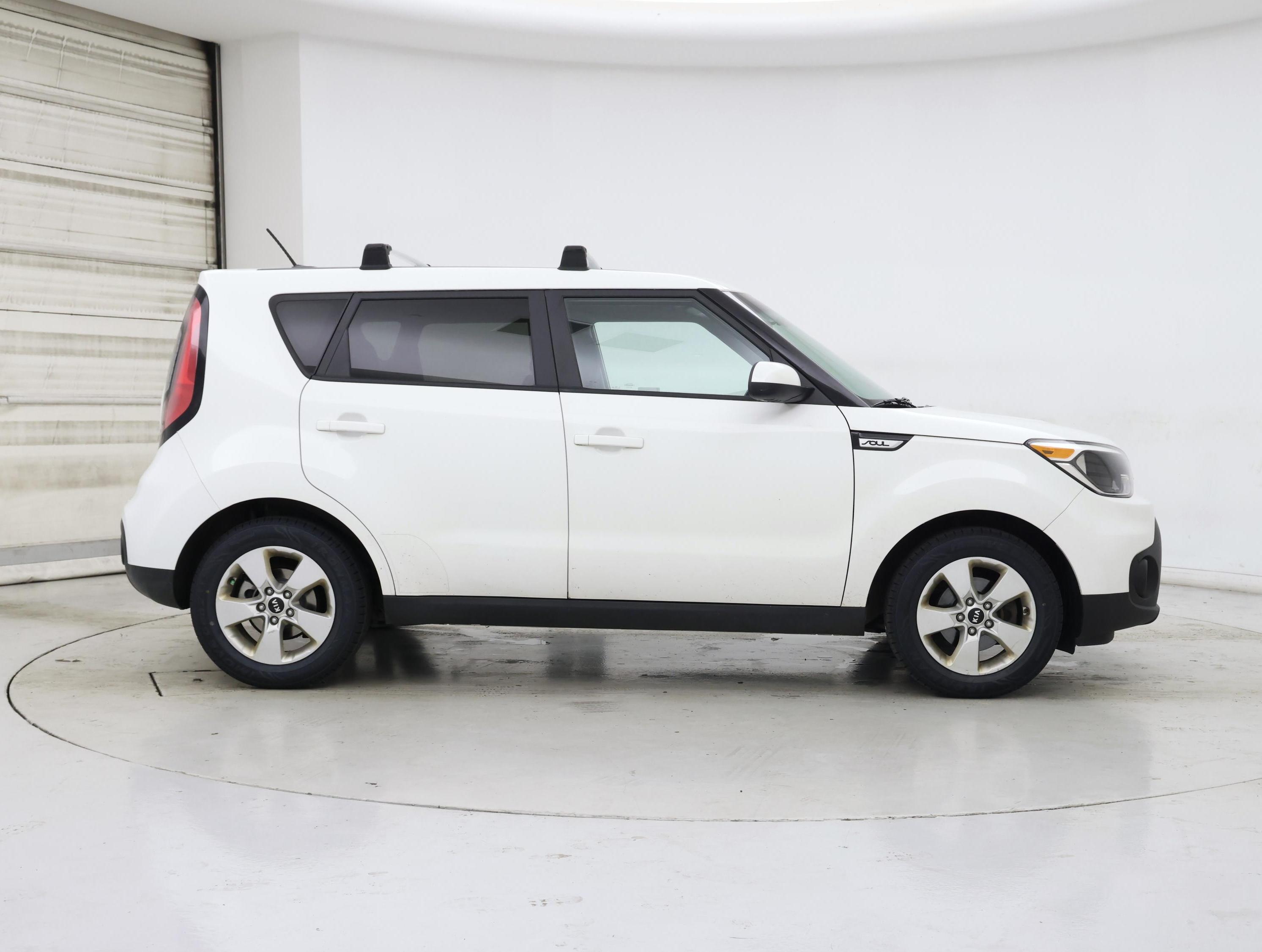 Thumbnail: 2019 Kia Soul - 7