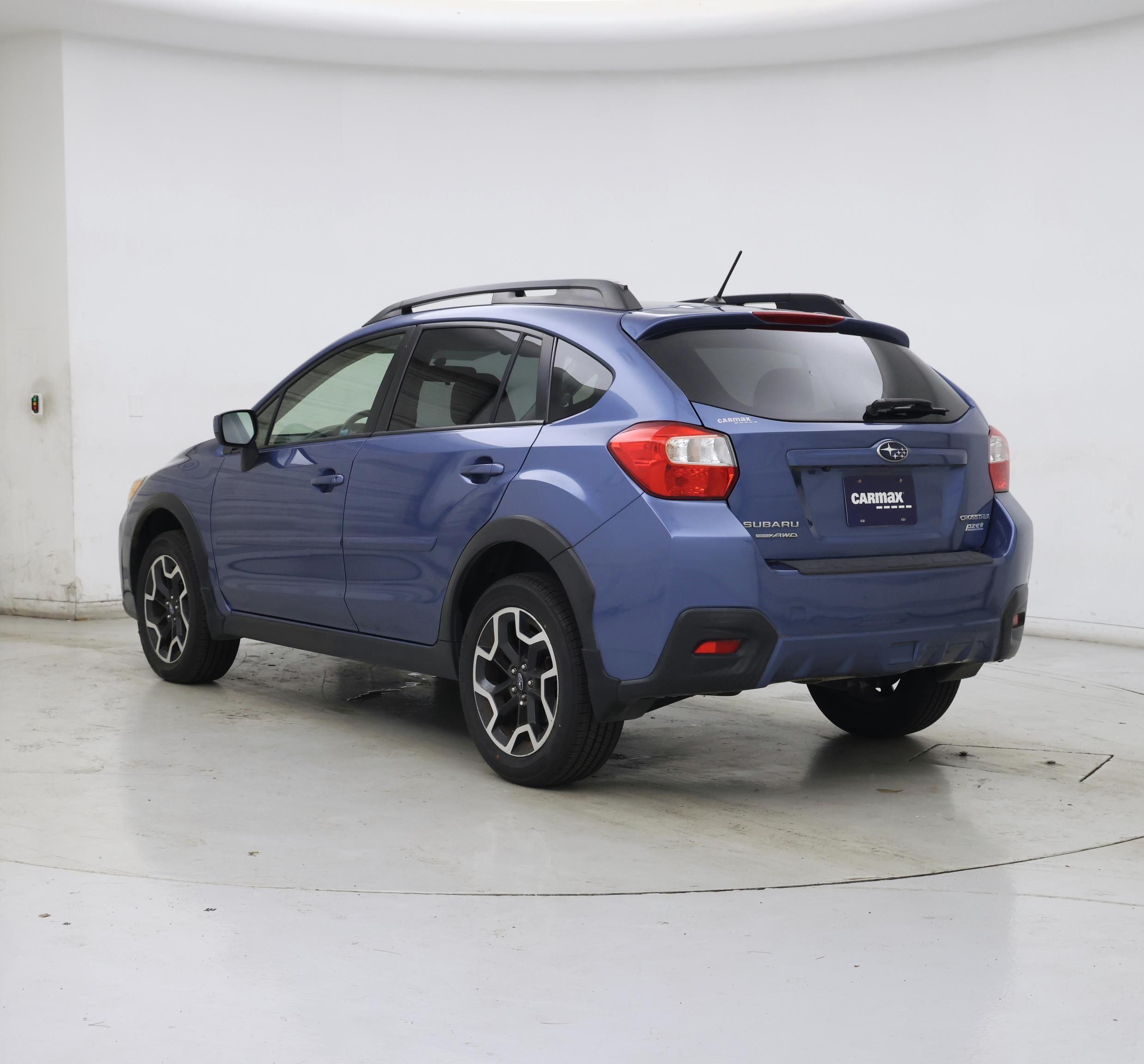 Thumbnail: 2017 Subaru Crosstrek - 2