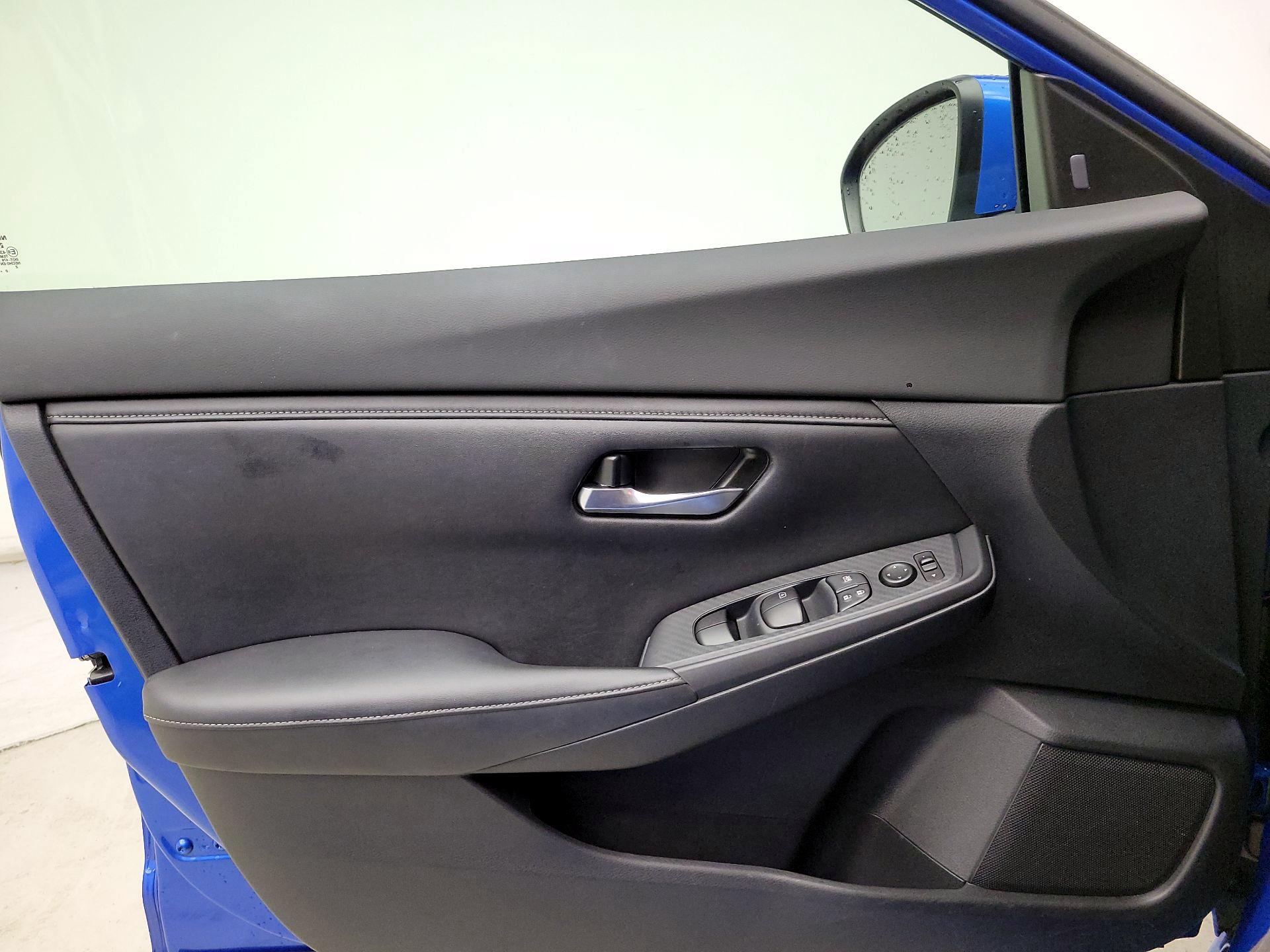 Thumbnail: 2021 Nissan Sentra - 12