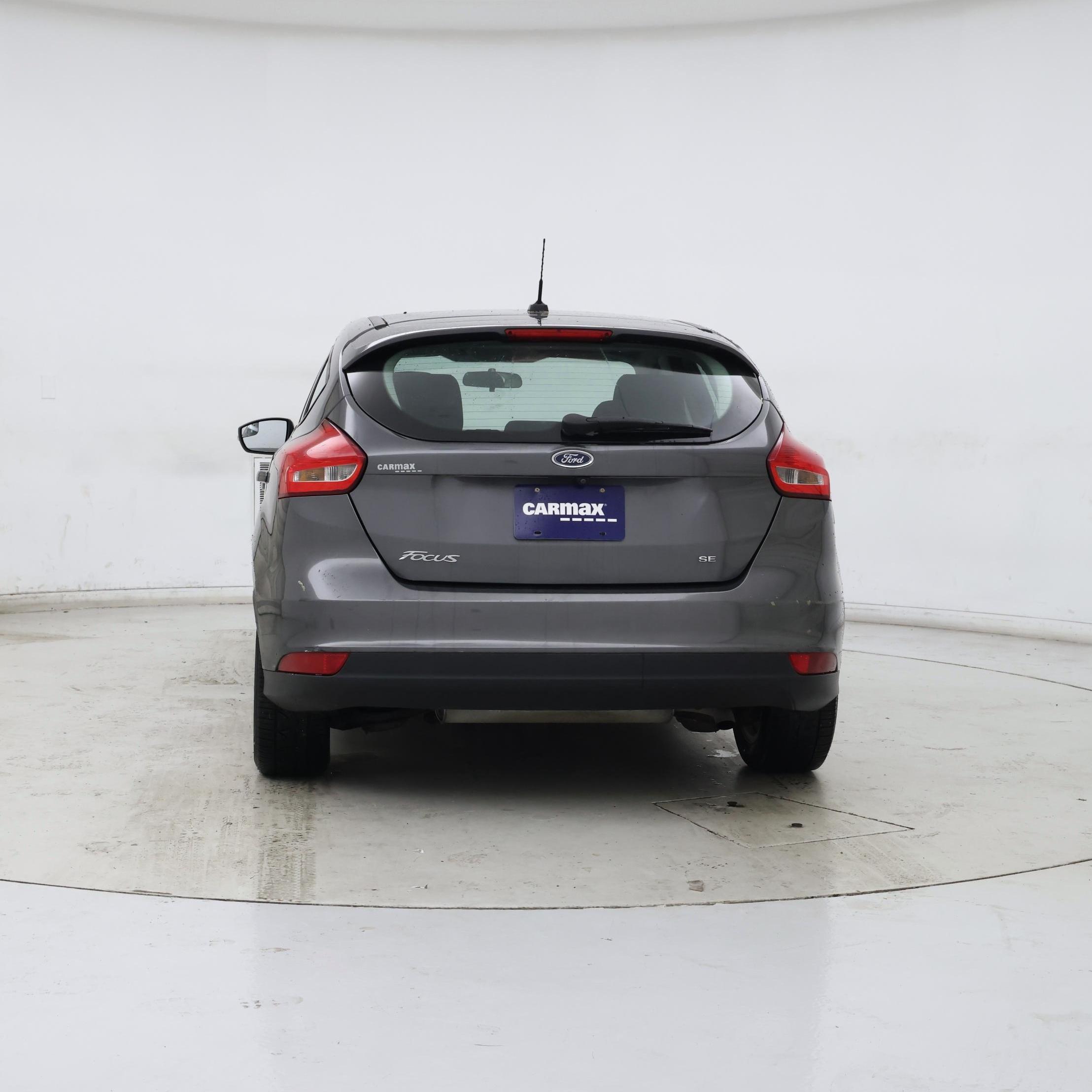 Thumbnail: 2017 Ford Focus - 6