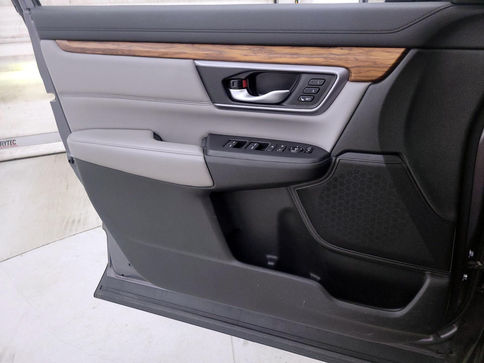 Thumbnail: 2017 Honda CR-V - 12