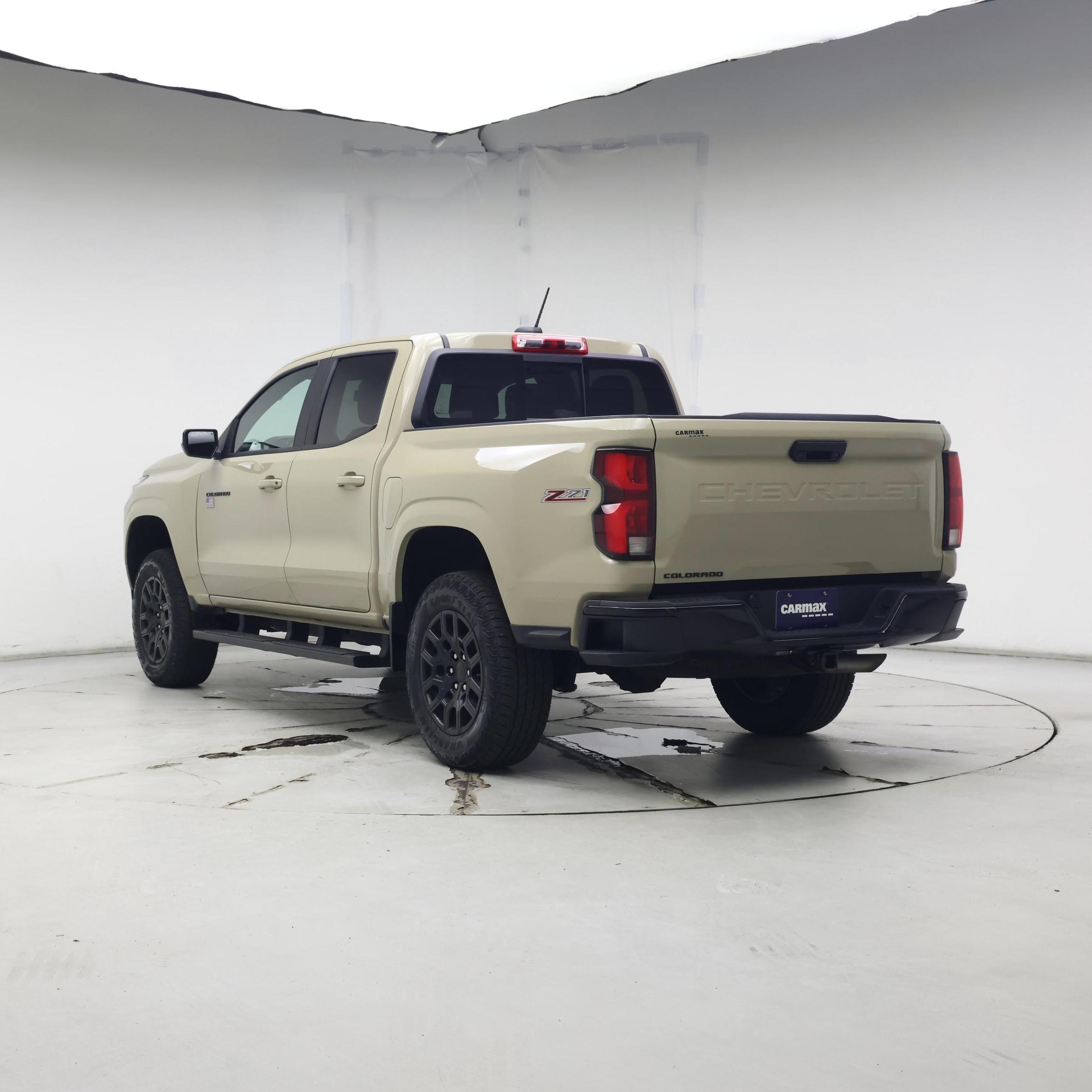 Thumbnail: 2024 Chevrolet Colorado - 2