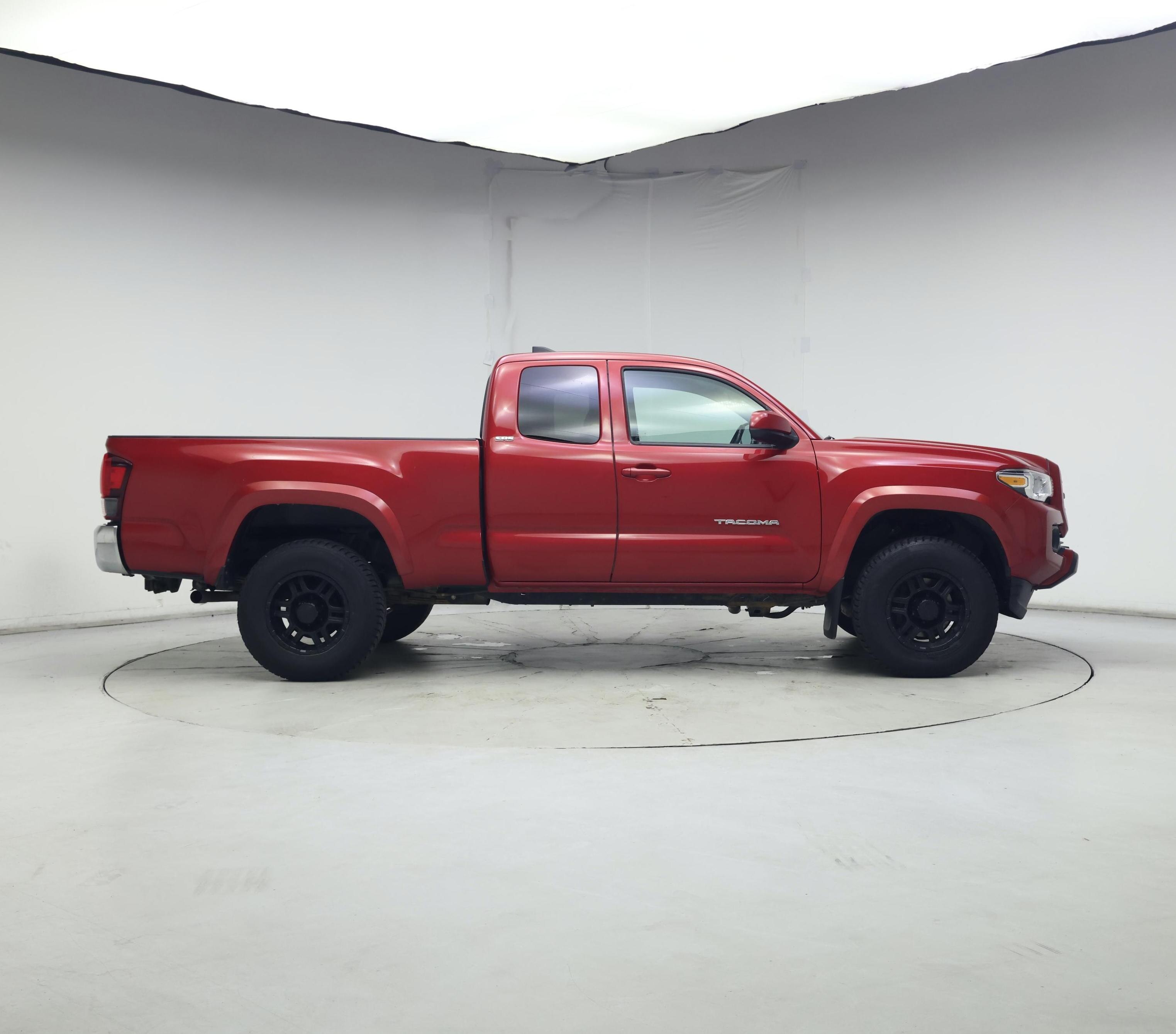 Thumbnail: 2019 Toyota Tacoma - 7