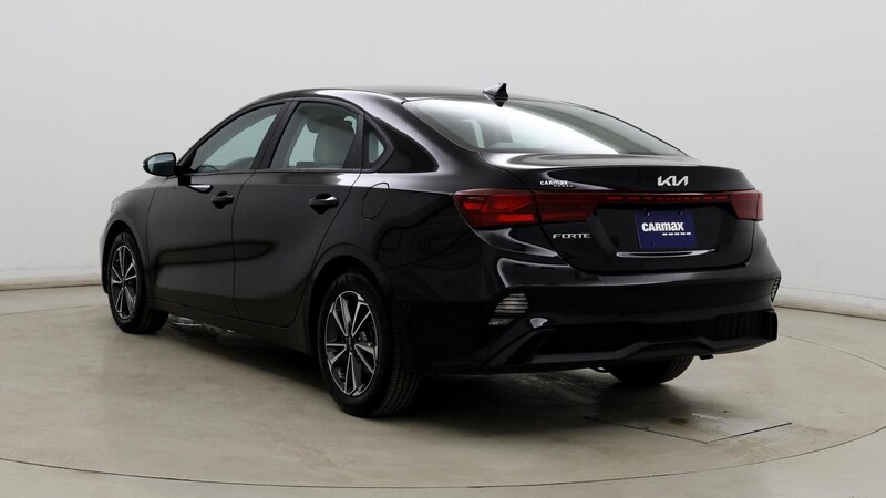 2022 Kia Forte LXS 2