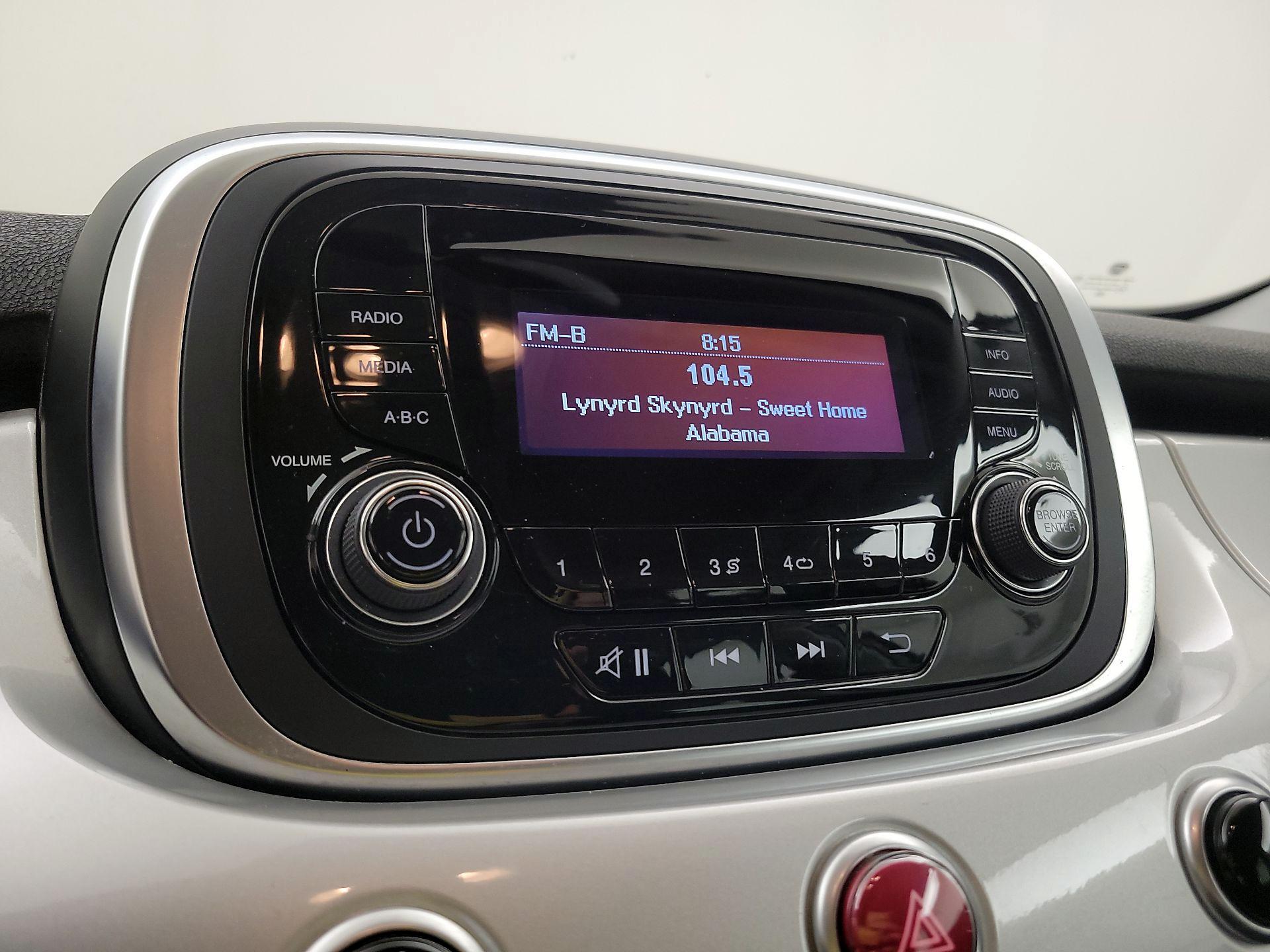 Thumbnail: 2016 Fiat 500X - 14