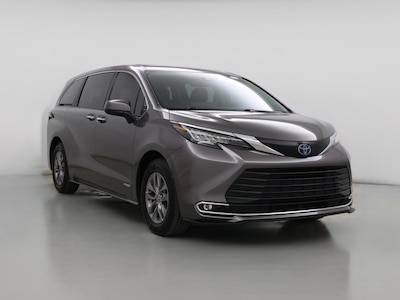 2021 Toyota Sienna XLE -
                Indianapolis, IN