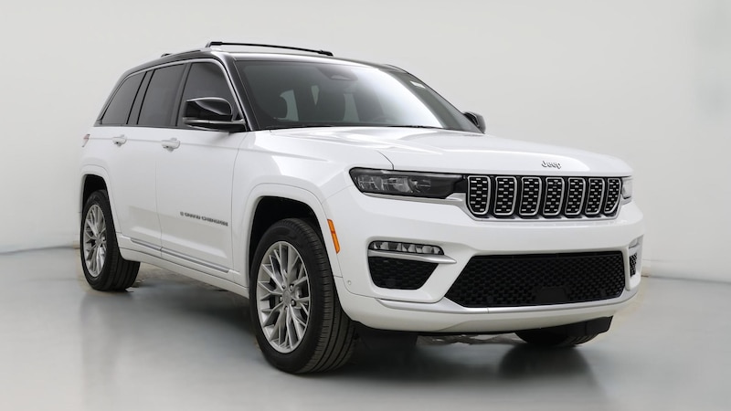 2023 Jeep Grand Cherokee Summit Hero Image