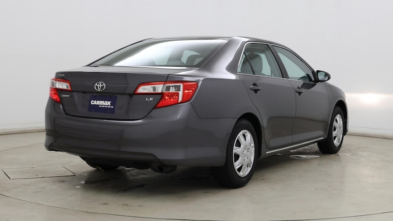 2014 Toyota Camry LE 8