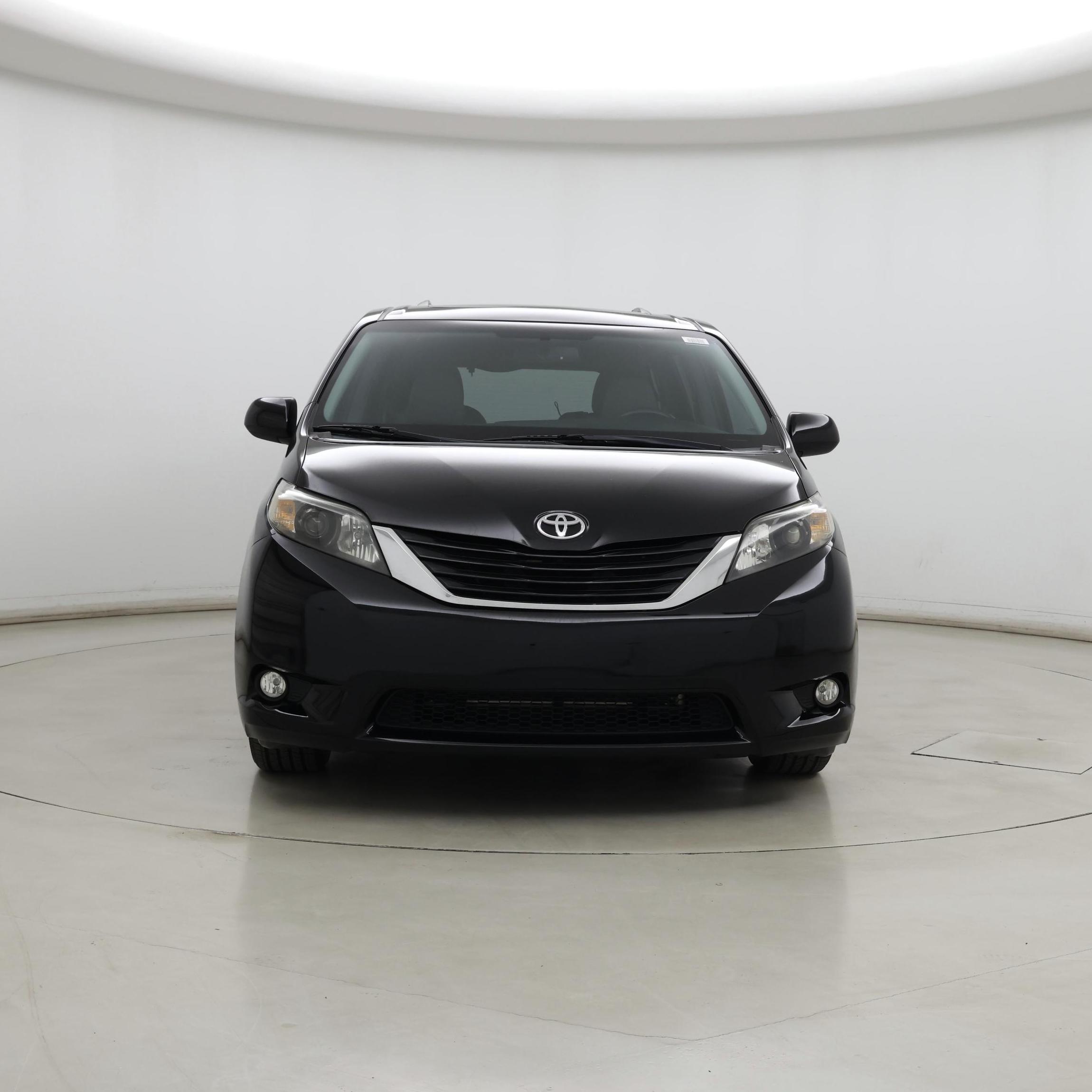 Thumbnail: 2015 Toyota Sienna - 5
