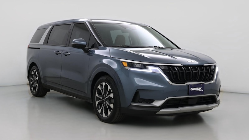 2023 Kia Carnival EX Hero Image