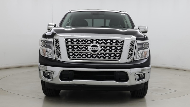 2019 Nissan Titan SL 5