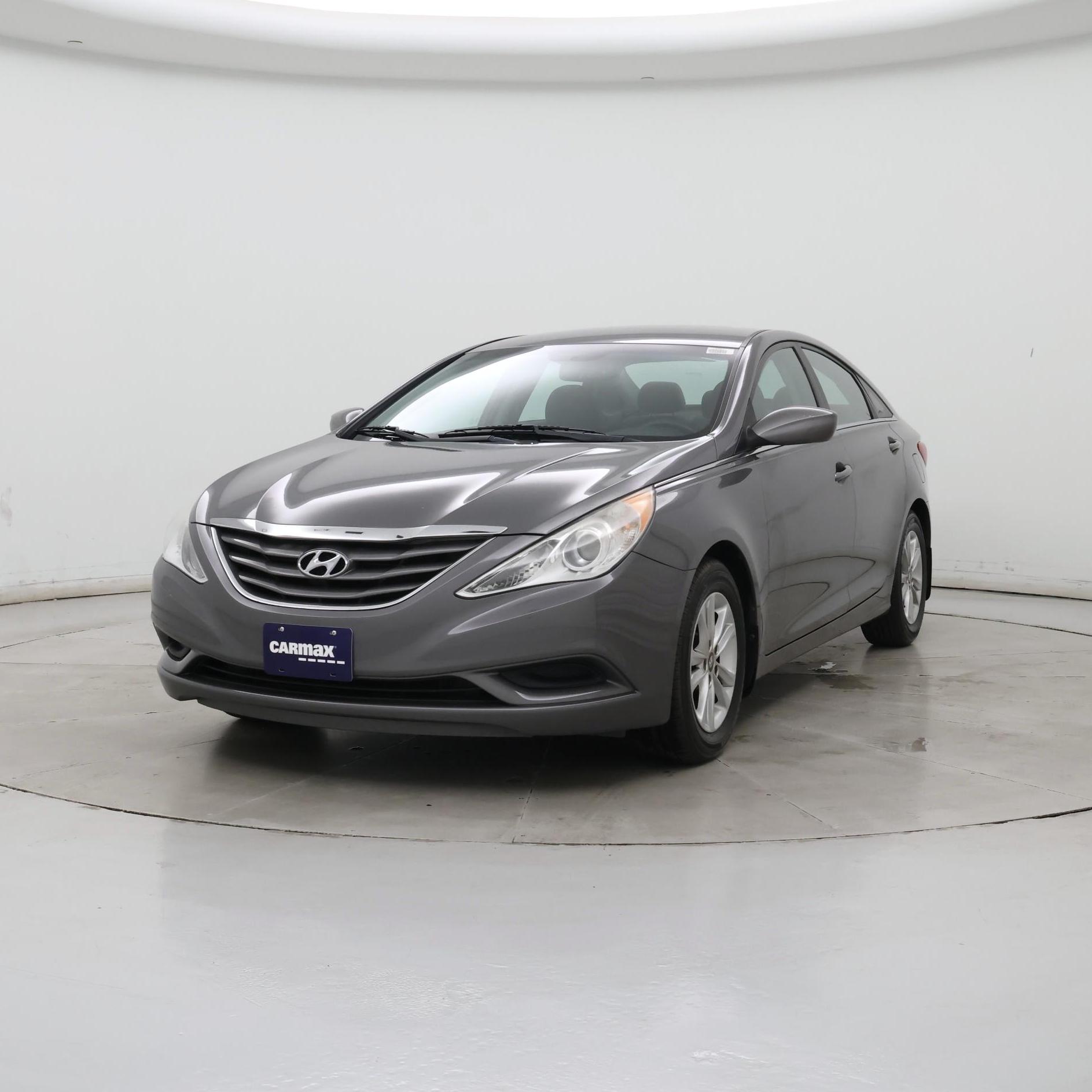 Thumbnail: 2013 Hyundai Sonata - 4