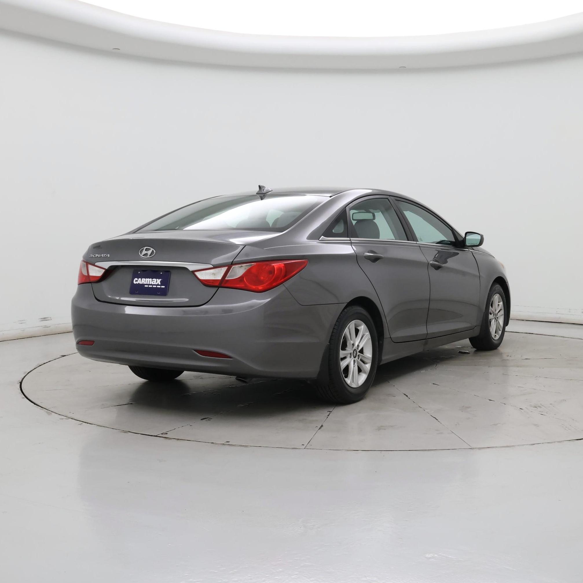 Thumbnail: 2013 Hyundai Sonata - 8