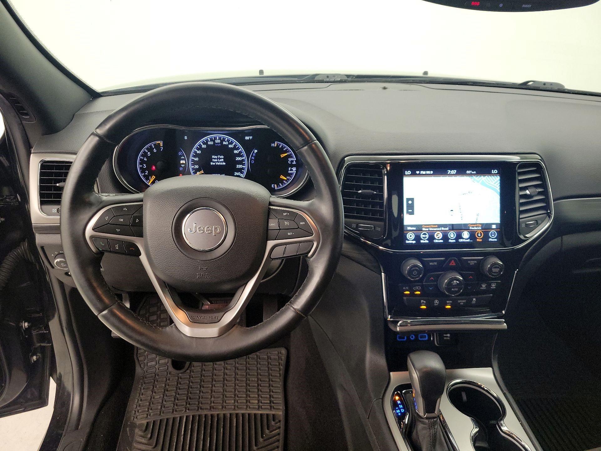 Thumbnail: 2019 Jeep Grand Cherokee - 10