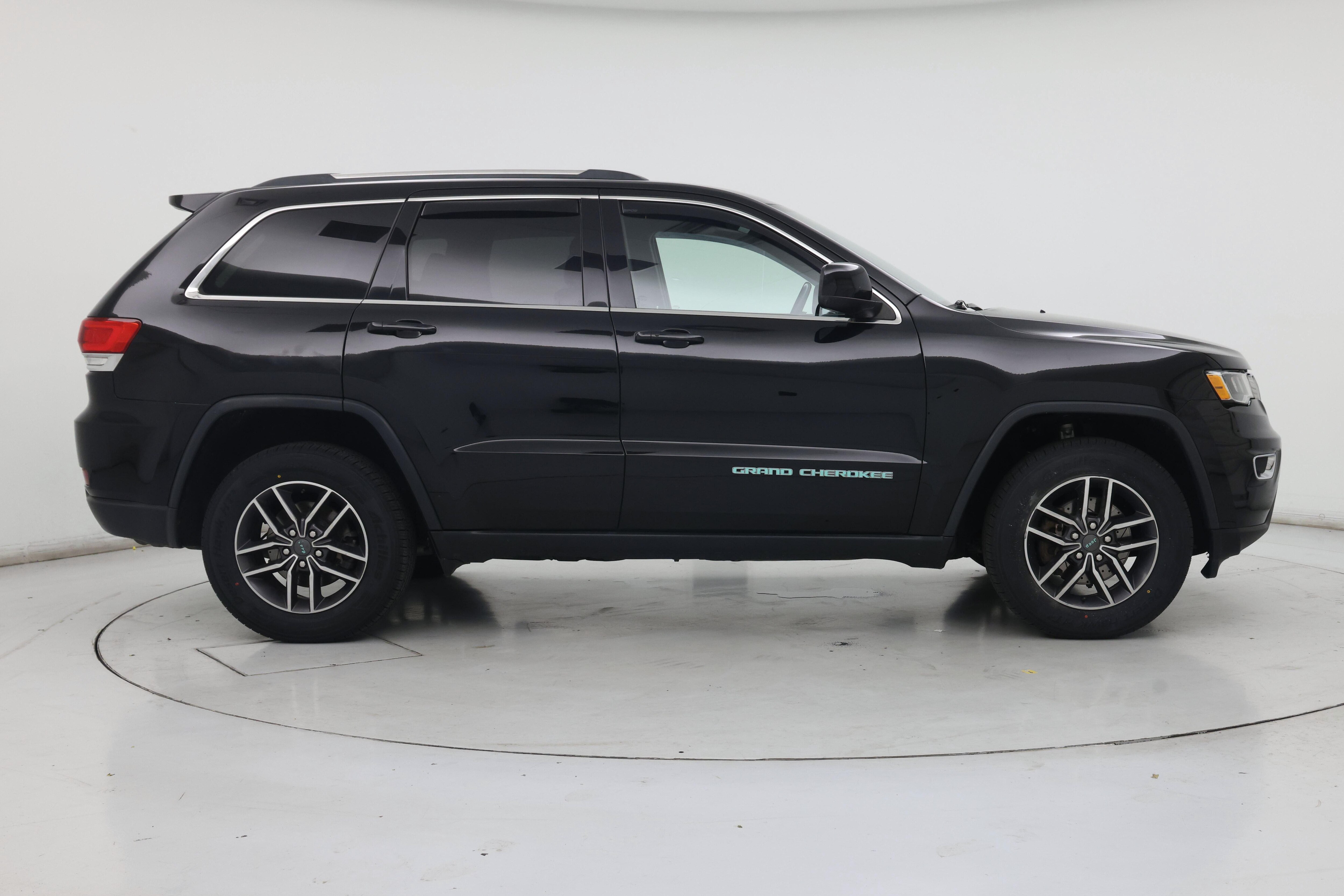 Thumbnail: 2019 Jeep Grand Cherokee - 7