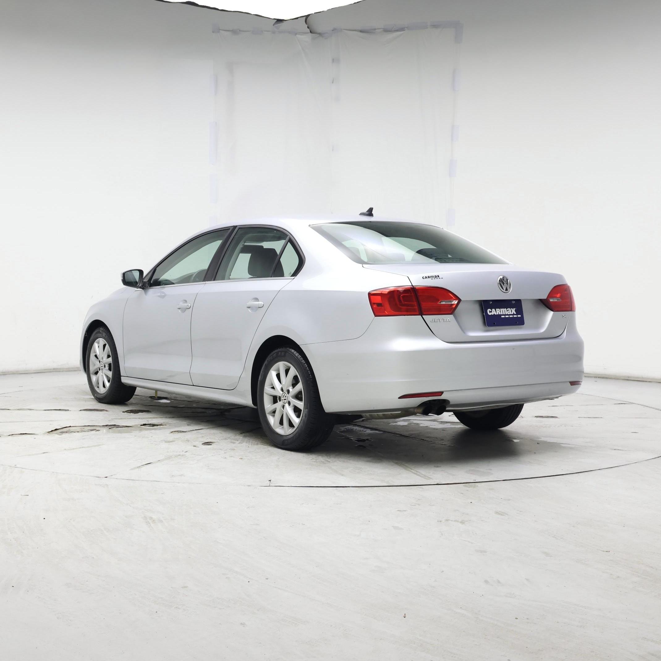 Thumbnail: 2014 Volkswagen Jetta - 2