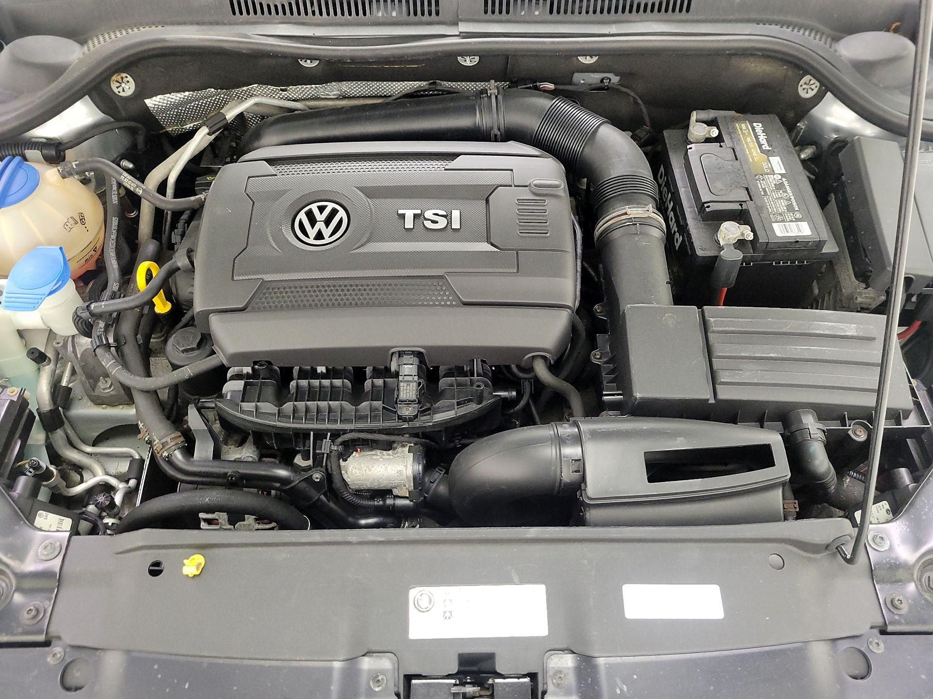 Thumbnail: 2014 Volkswagen Jetta - 20