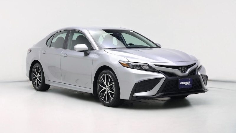 2023 Toyota Camry SE Hero Image