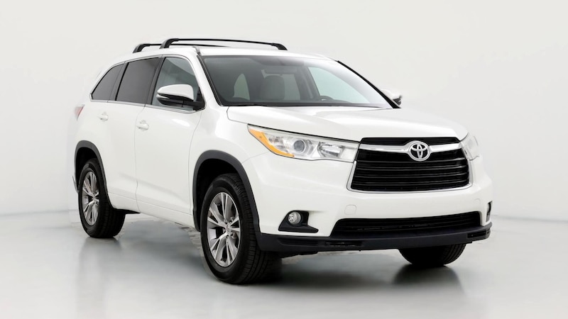 2014 Toyota Highlander Plus Hero Image