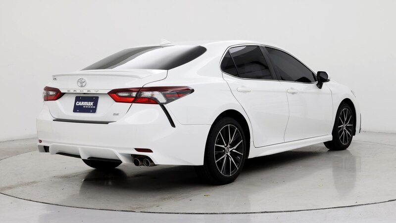 2022 Toyota Camry SE 8