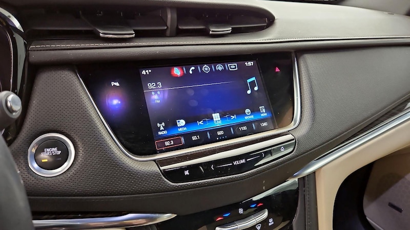 2017 Cadillac XT5  15