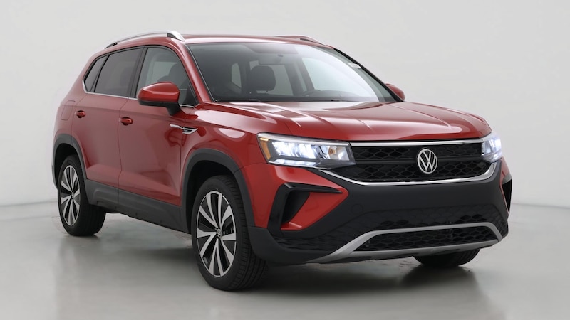 2022 Volkswagen Taos SE Hero Image