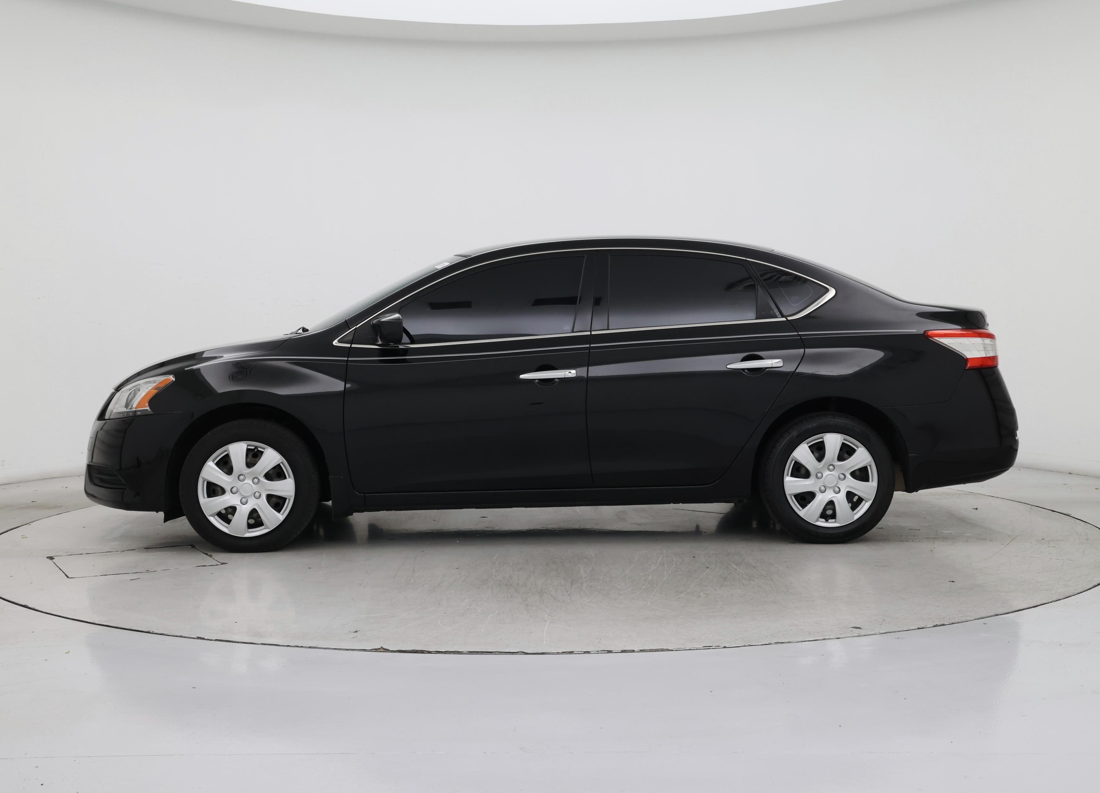 Thumbnail: 2015 Nissan Sentra - 3