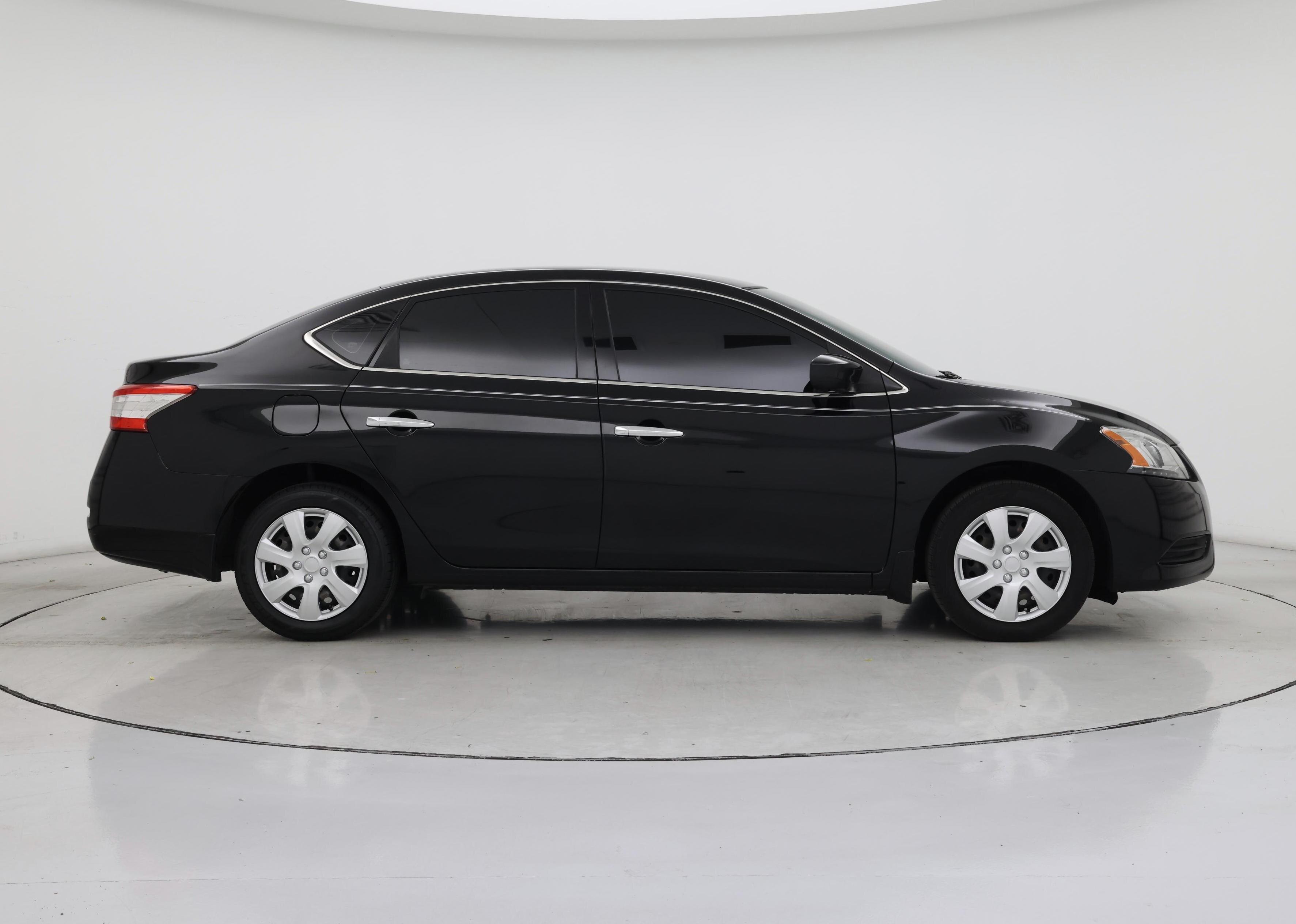 Thumbnail: 2015 Nissan Sentra - 7