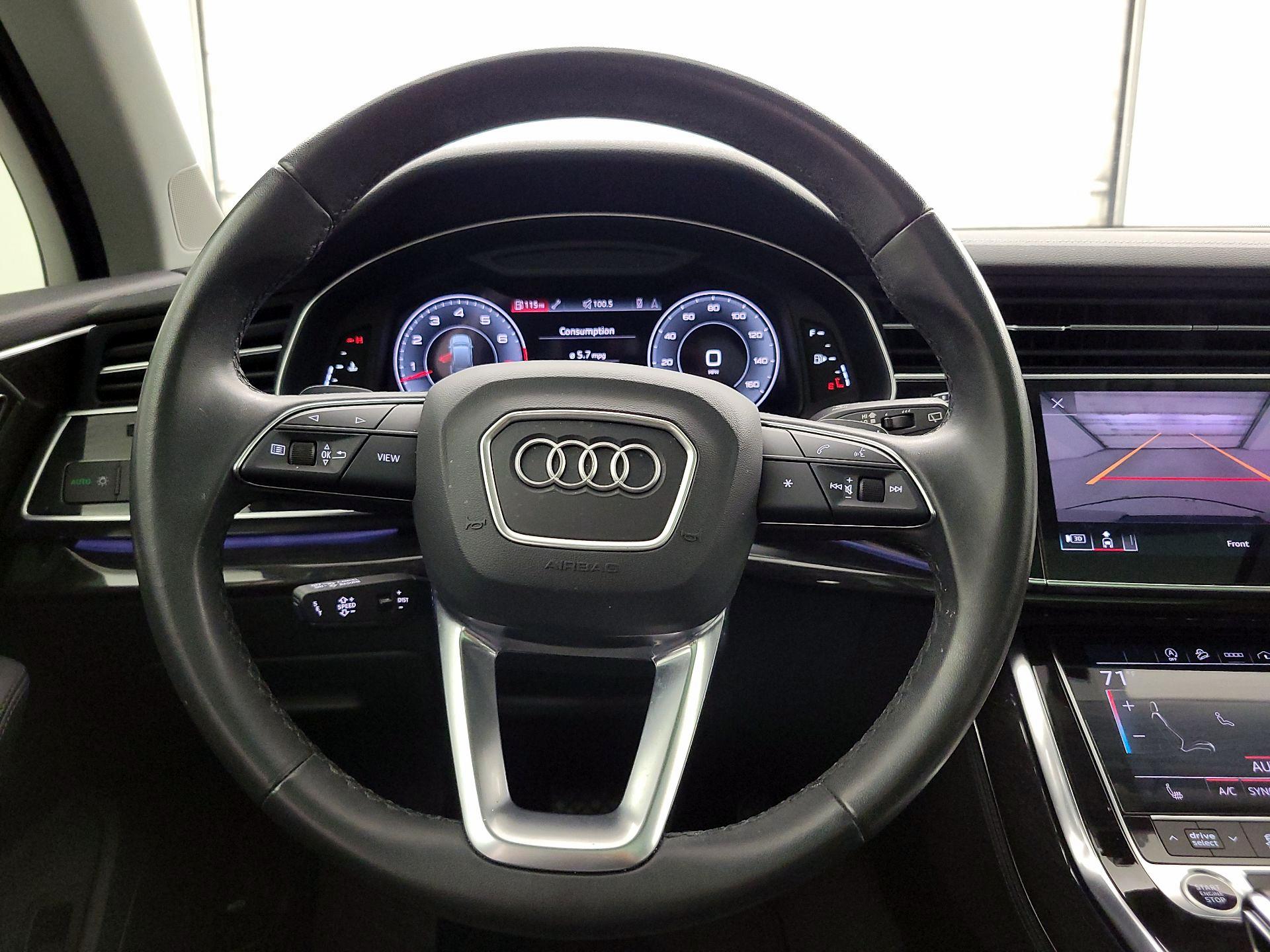 Thumbnail: 2023 Audi Q7 - 10